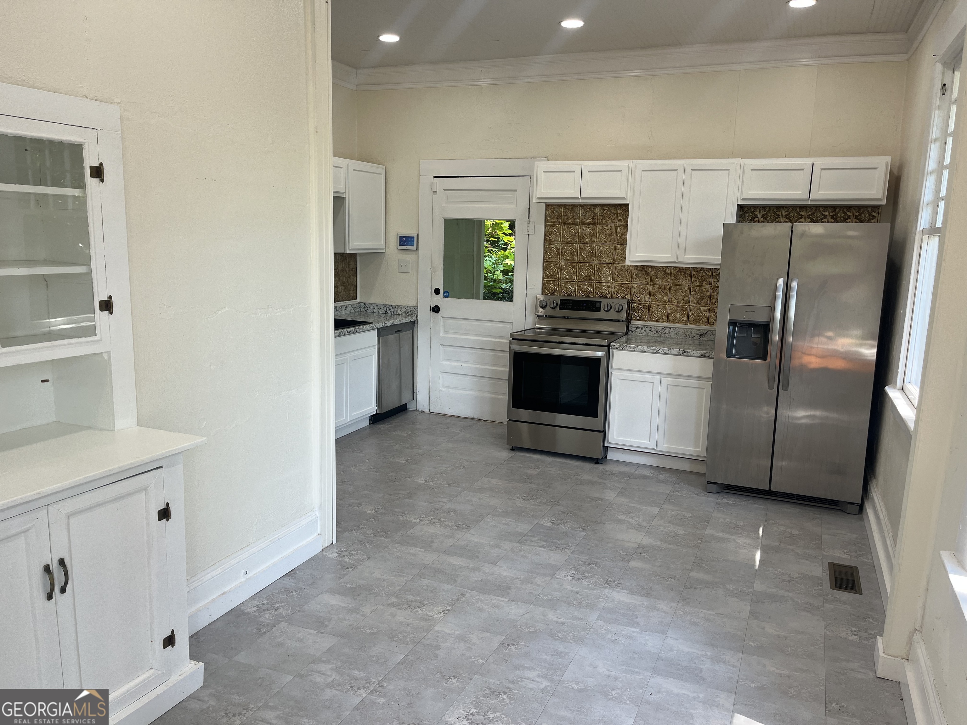 320 W Gordon Street Property Photo 6