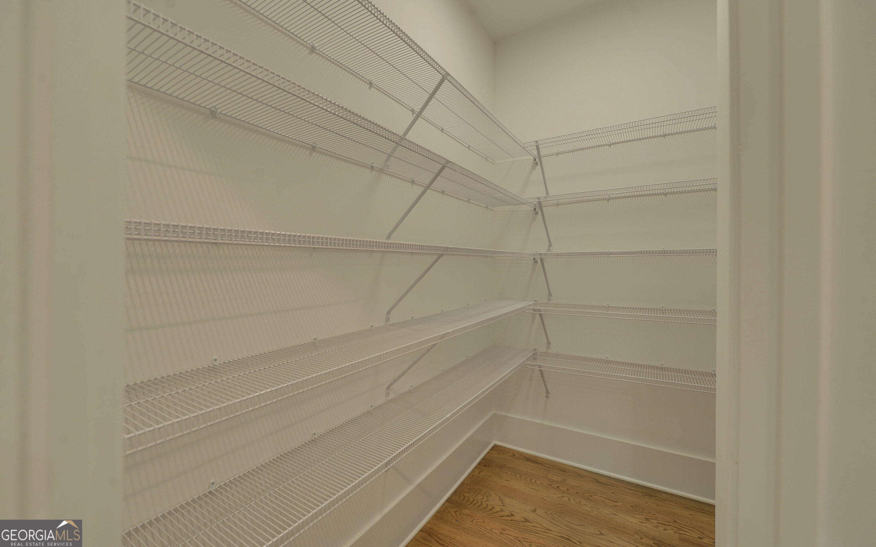 4847 Basingstoke Drive Property Photo 24