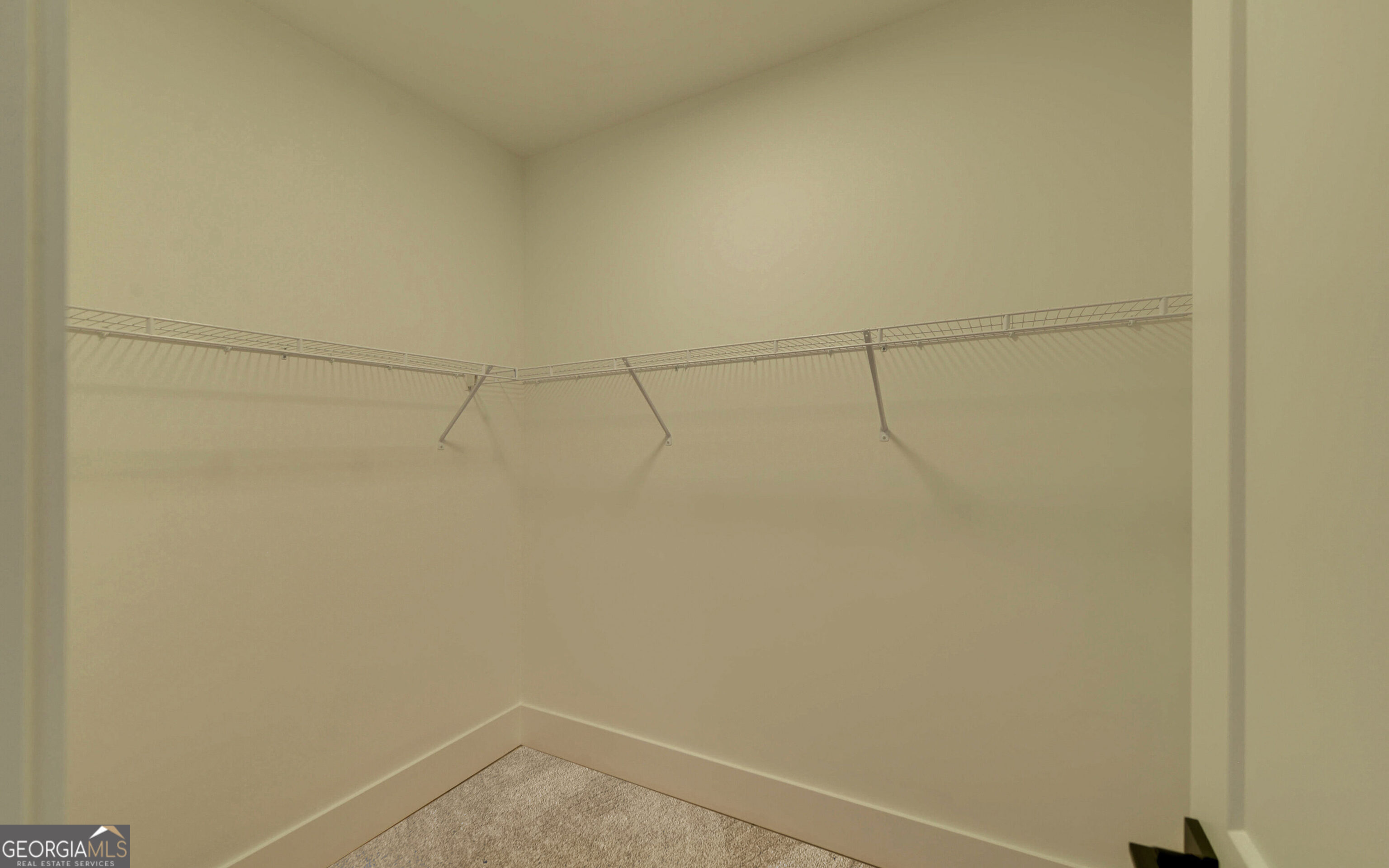 4847 Basingstoke Drive Property Photo 47