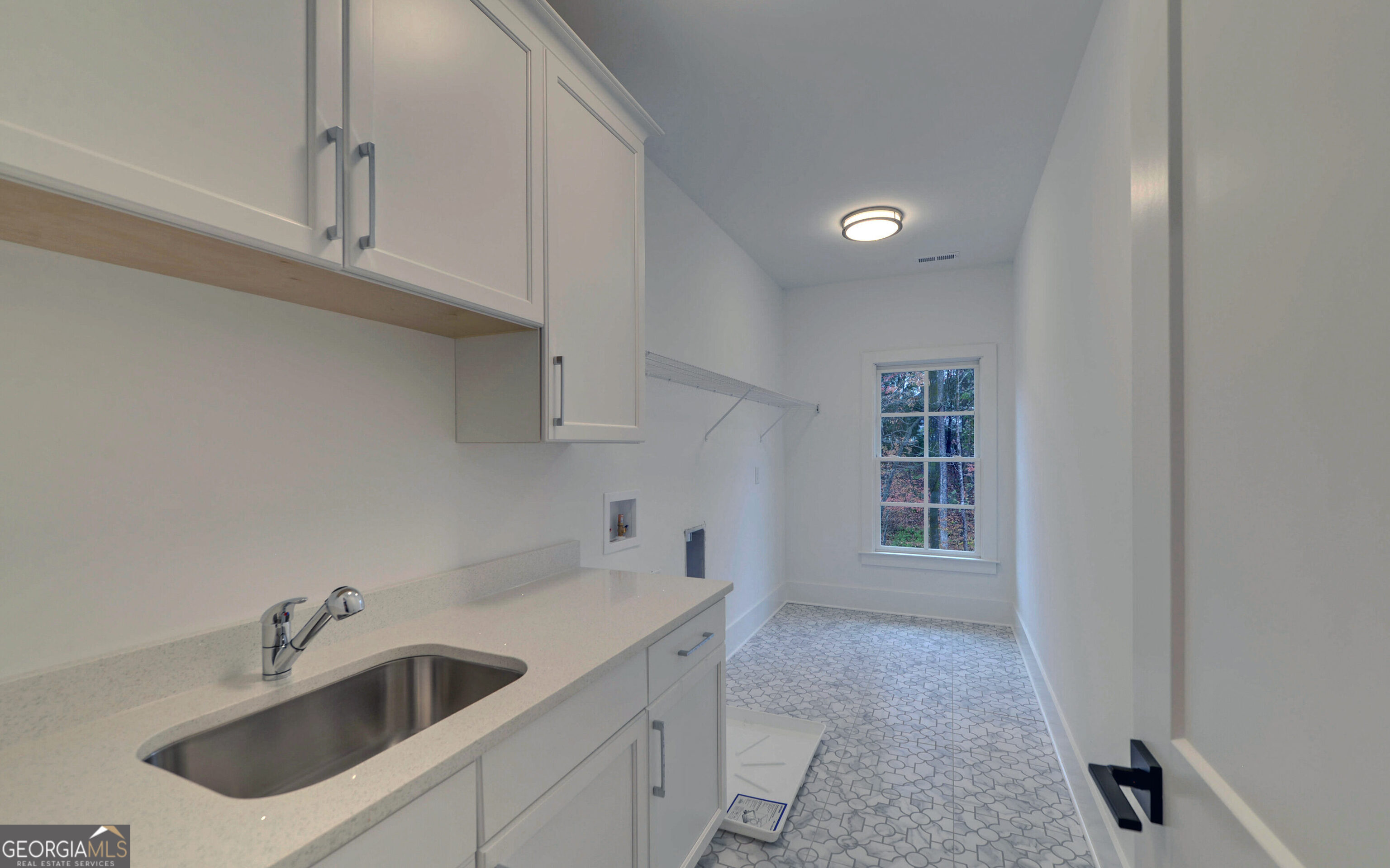 4847 Basingstoke Drive Property Photo 48