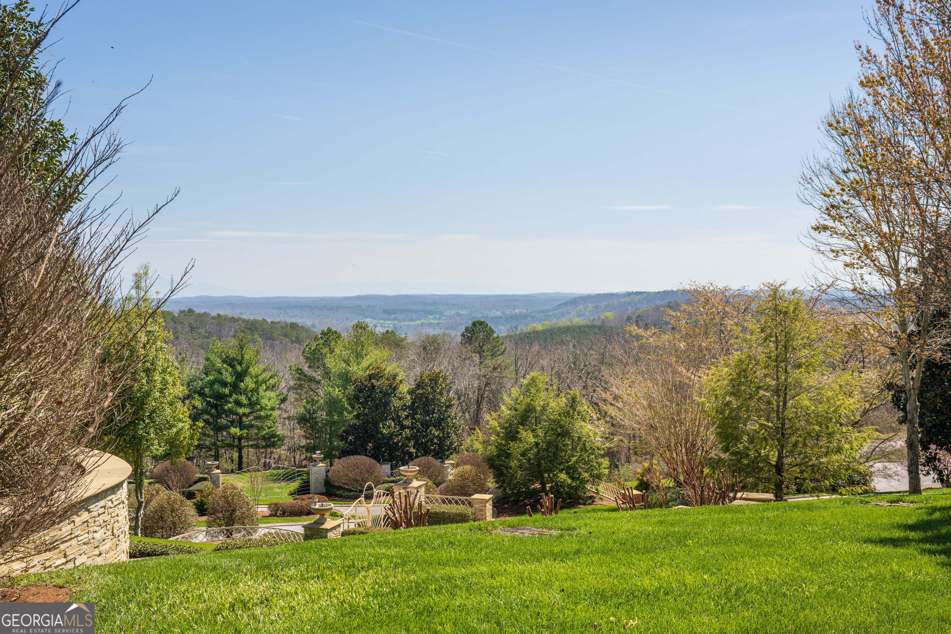2363 Heavenly View Property Photo 13