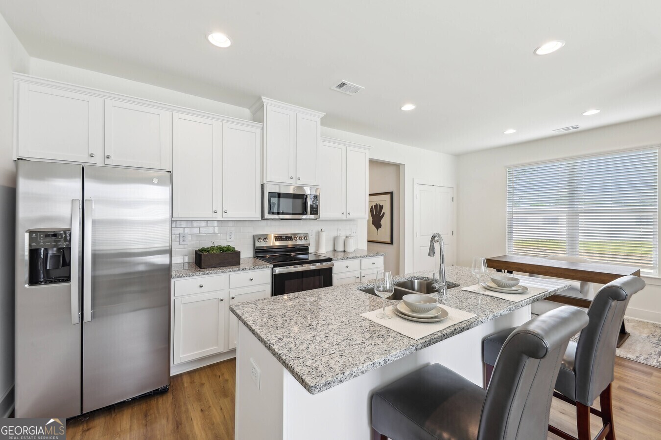 1801 Hamilton Road Property Photo 2