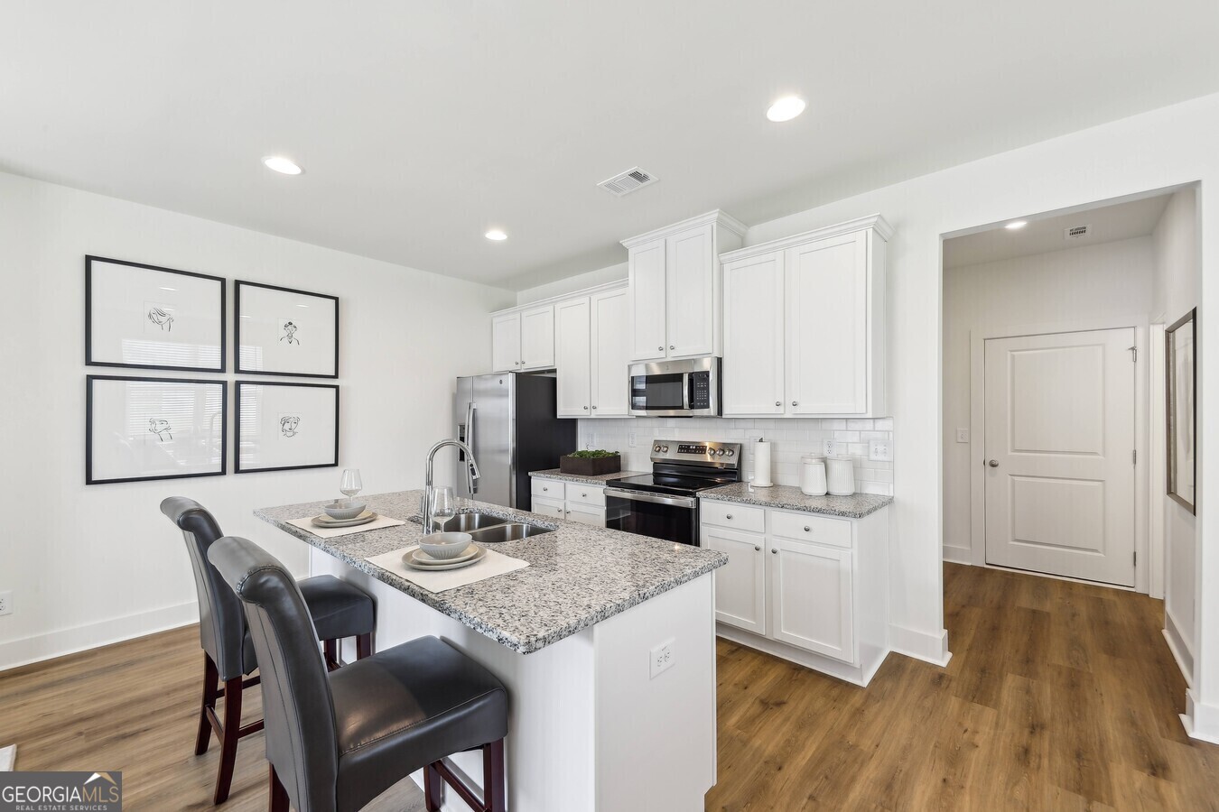 1801 Hamilton Road Property Photo 4