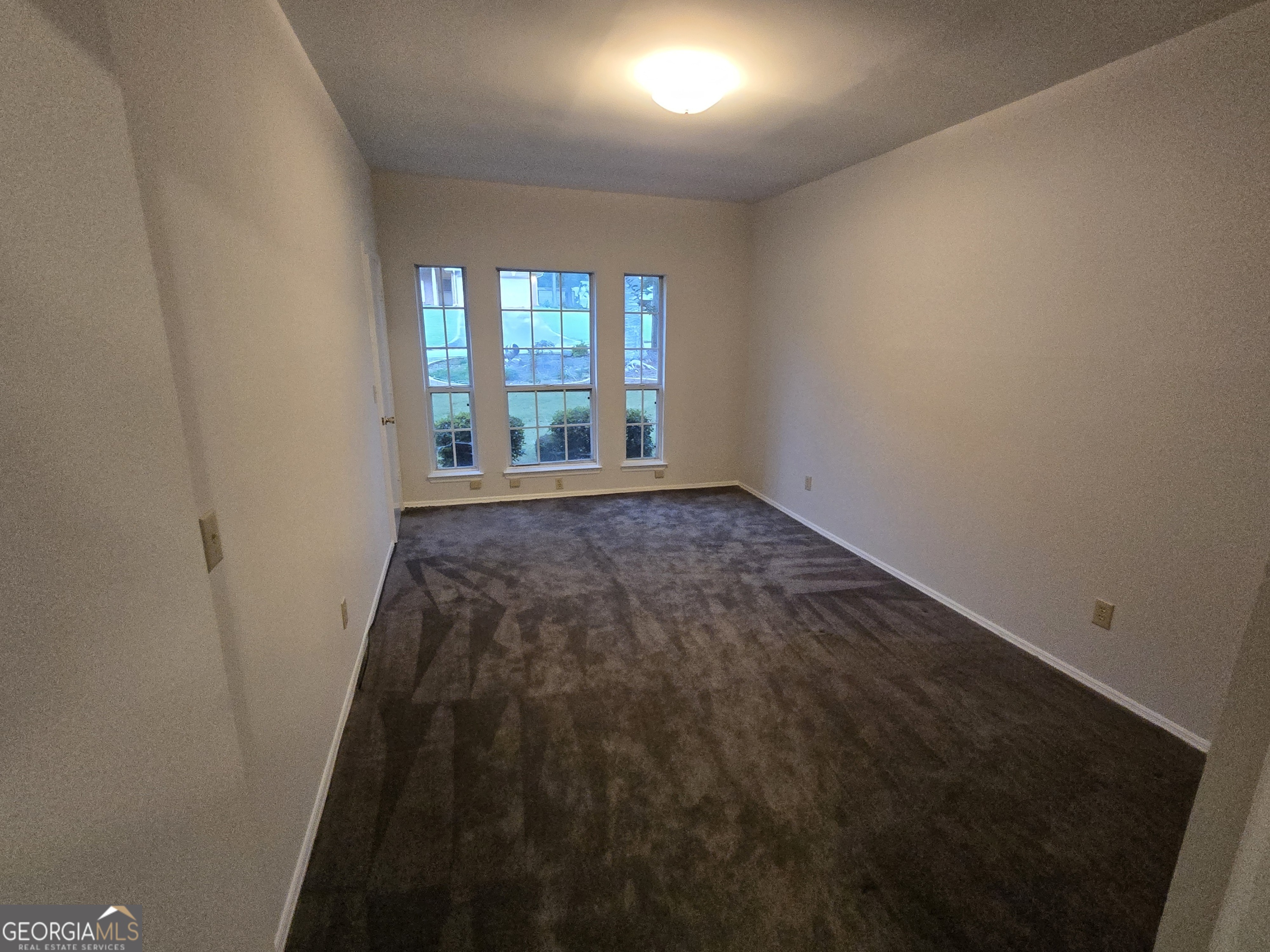 4329 Wesley Way Property Photo 13