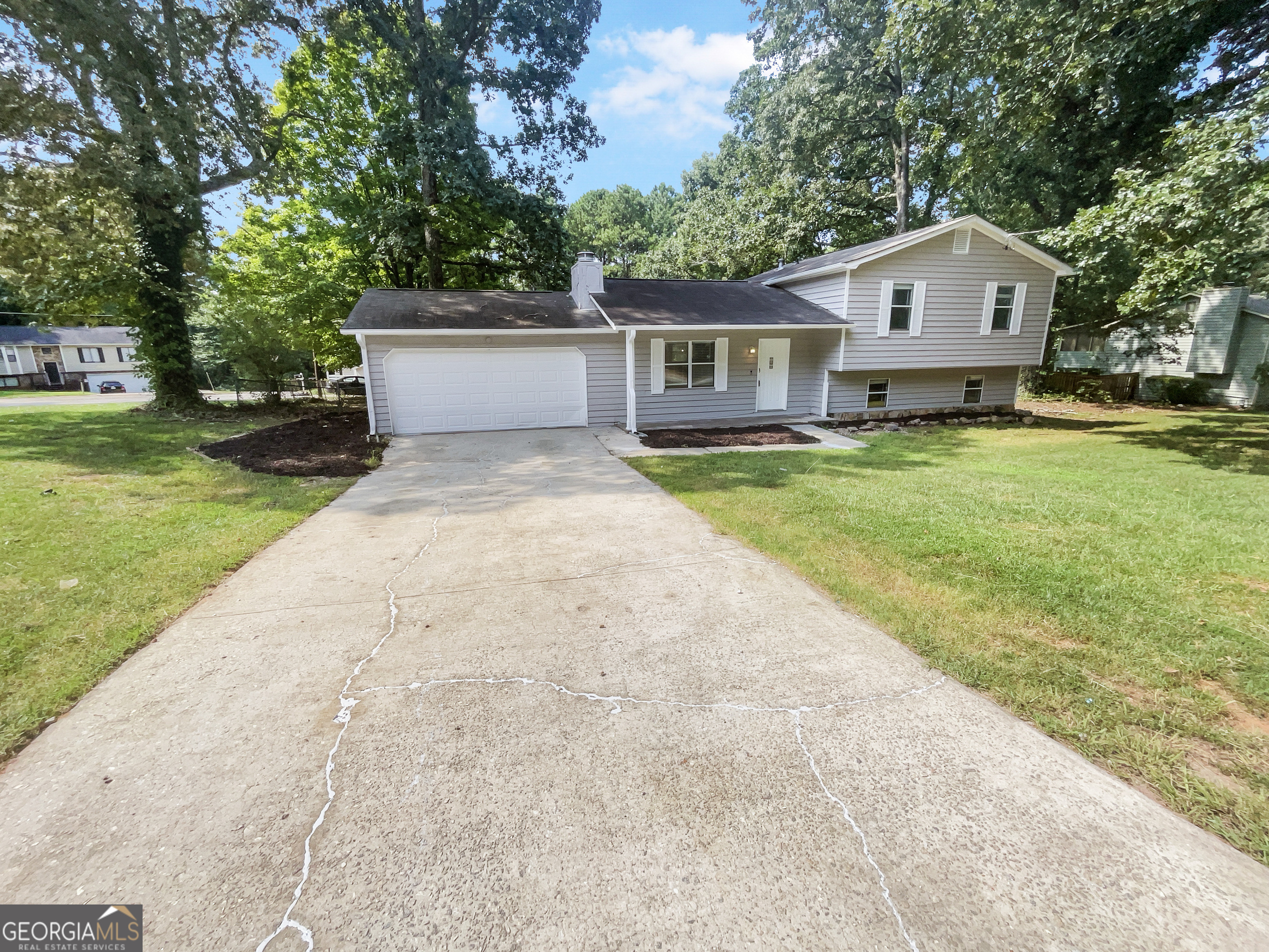 5351 Zachary Drive Property Photo 1