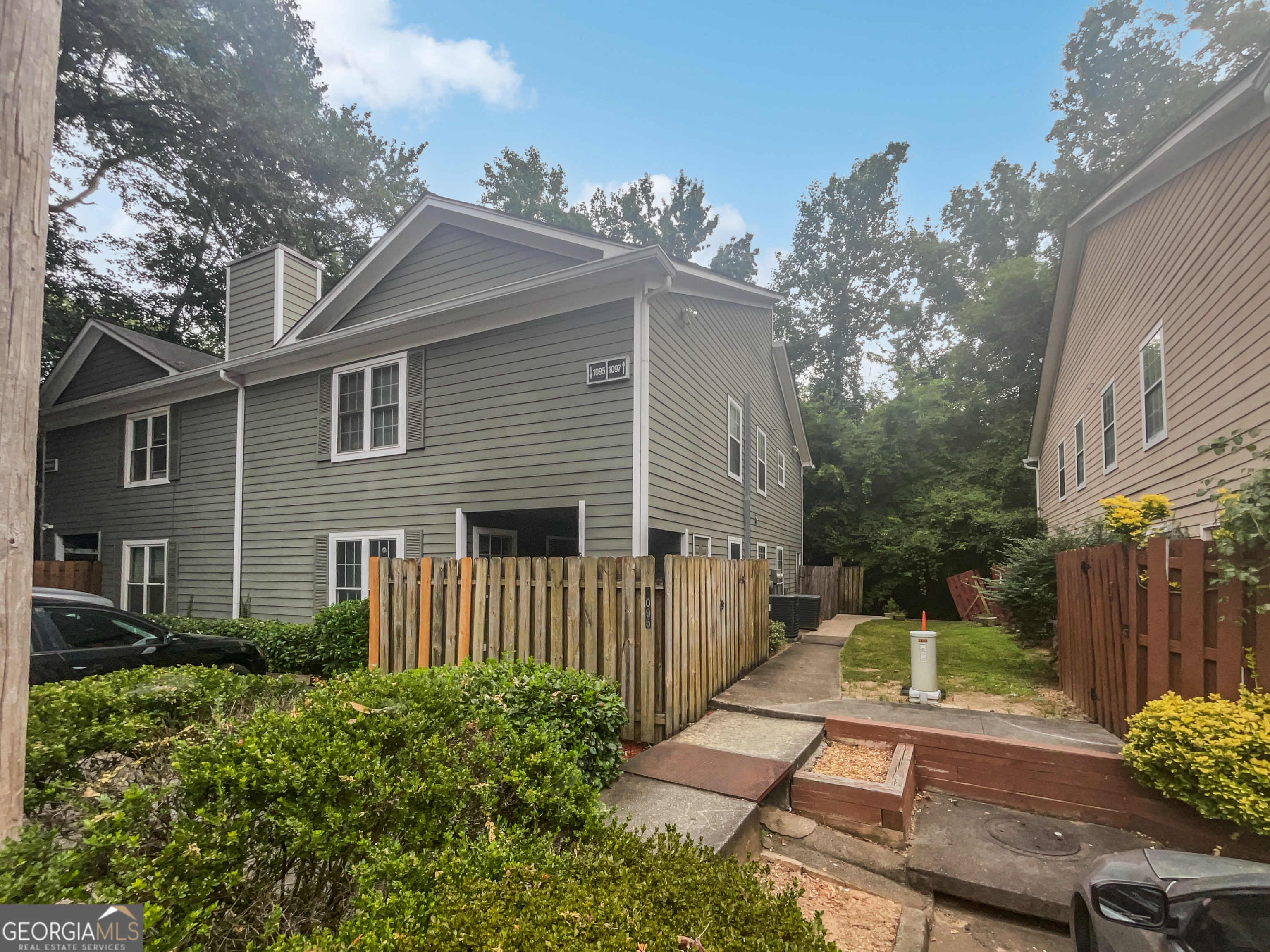 1097 Rock Creek Lane Property Photo 1