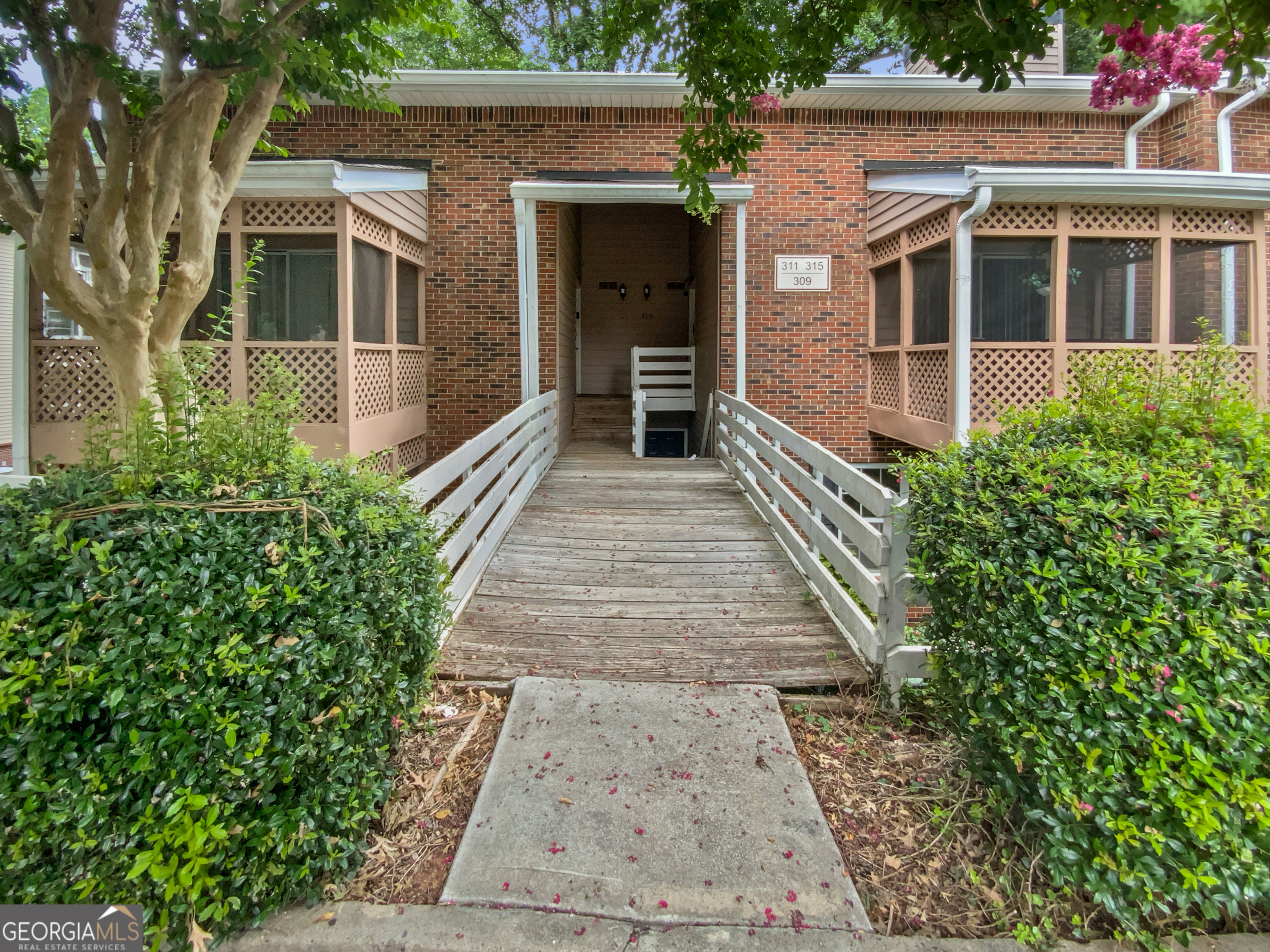 309 Quail Run Property Photo 1