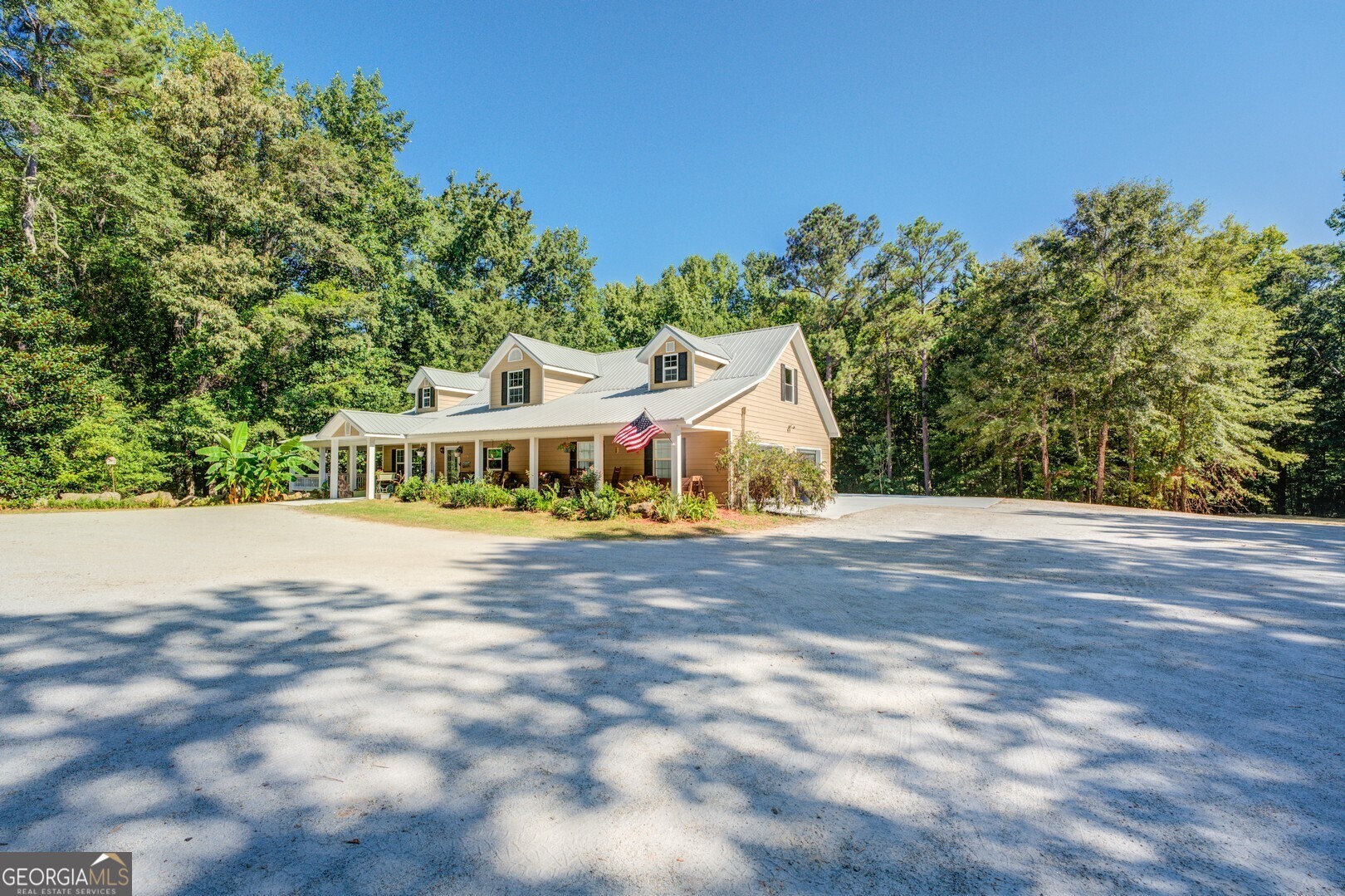 371 Oakland Road Property Photo 5