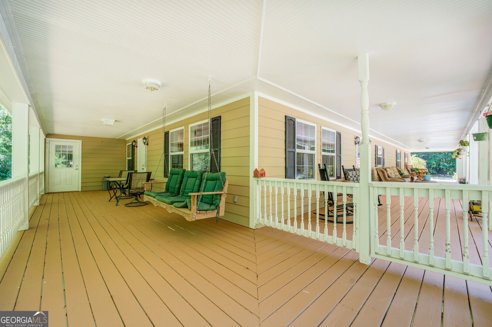 371 Oakland Road Property Photo 8