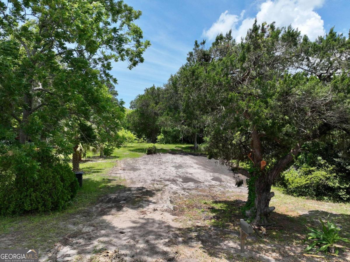 209 W Gallop Street Property Photo 2