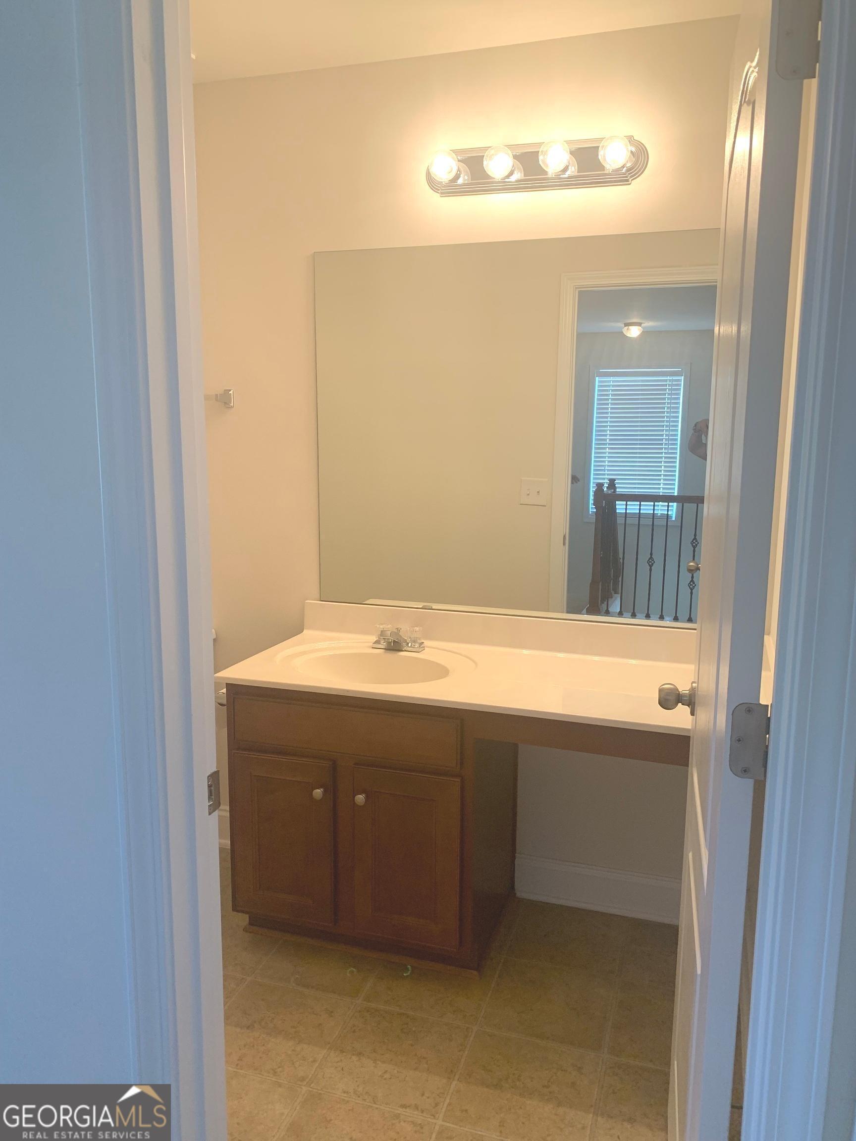 2118 Water Mill Court Property Photo 29