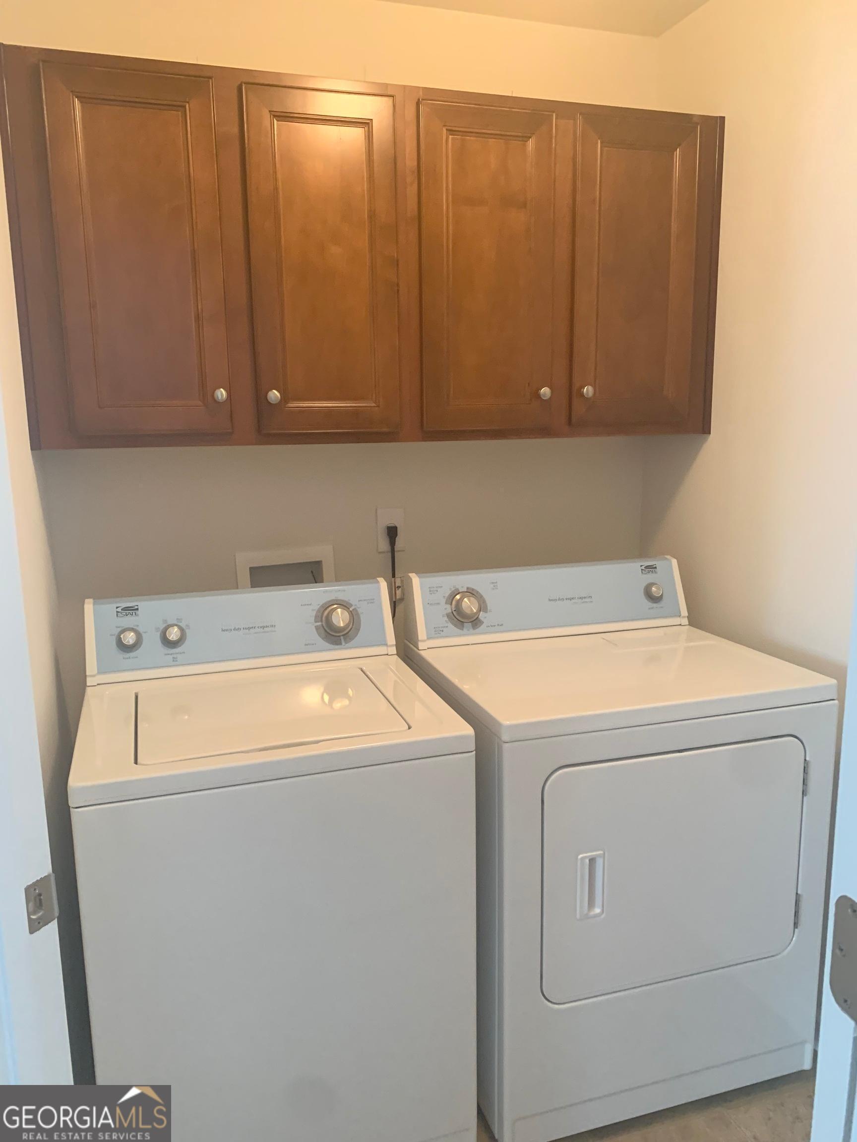 2118 Water Mill Court Property Photo 32