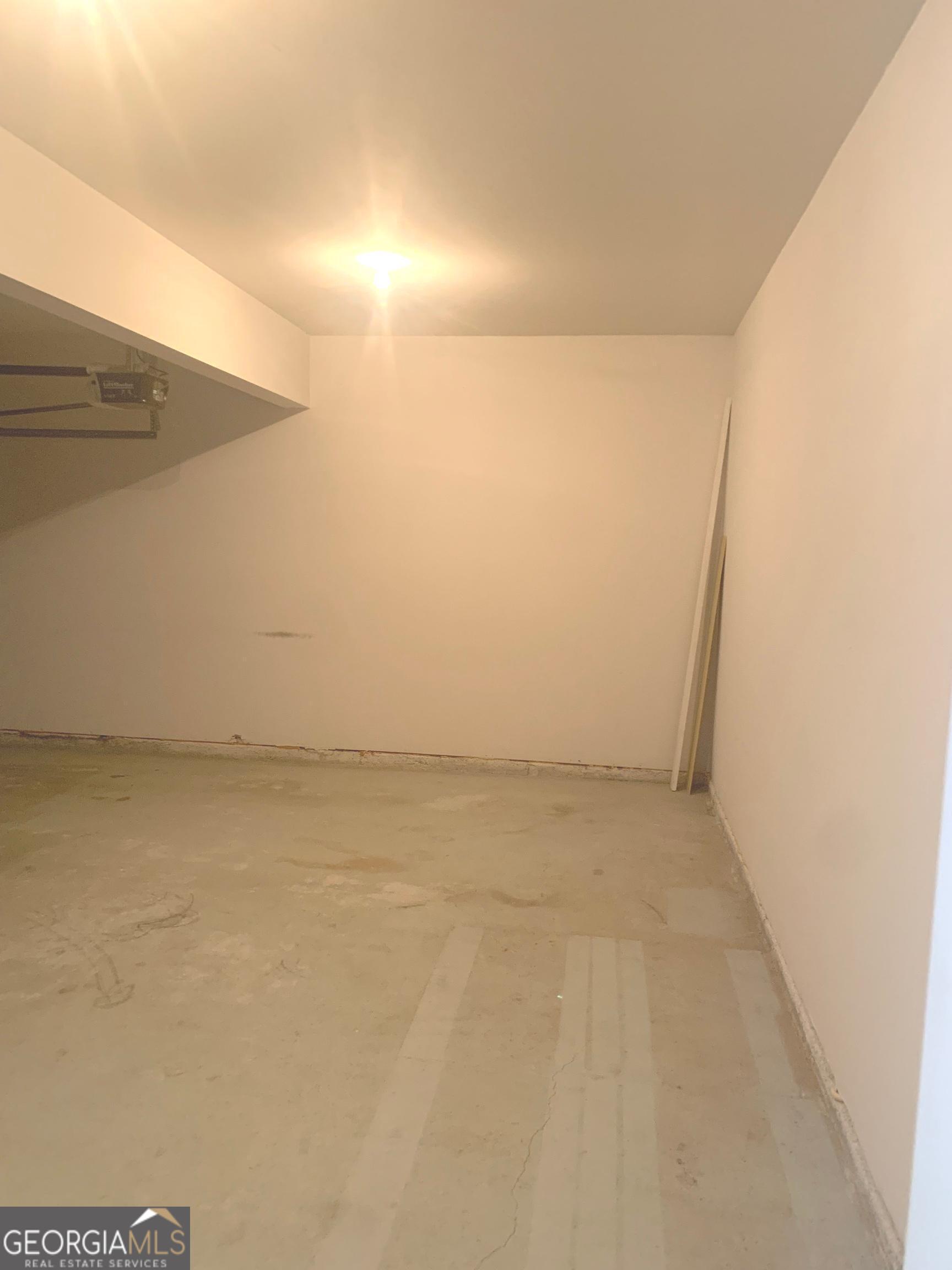 2118 Water Mill Court Property Photo 53