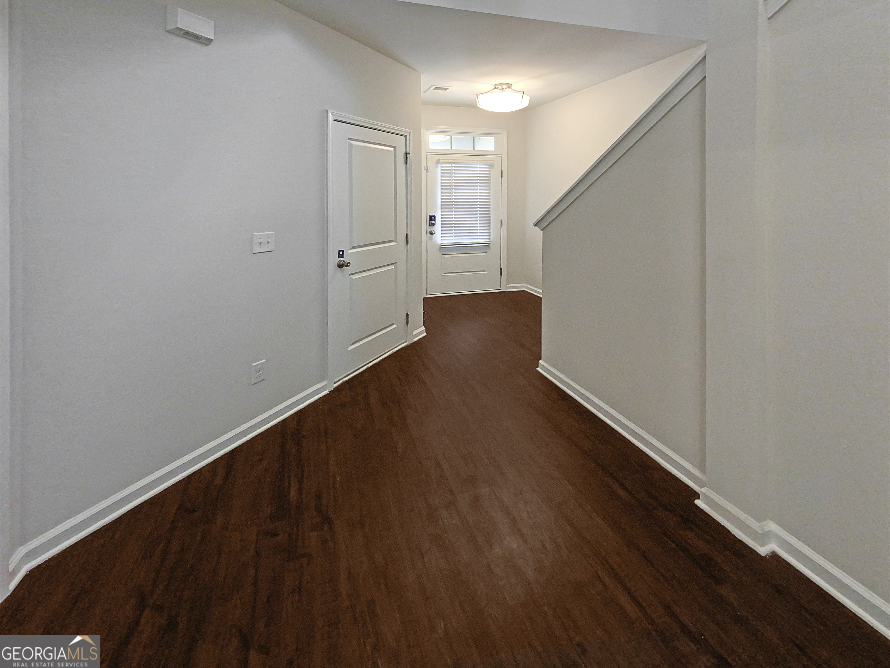 3612 Moon Crest Drive Property Photo 7