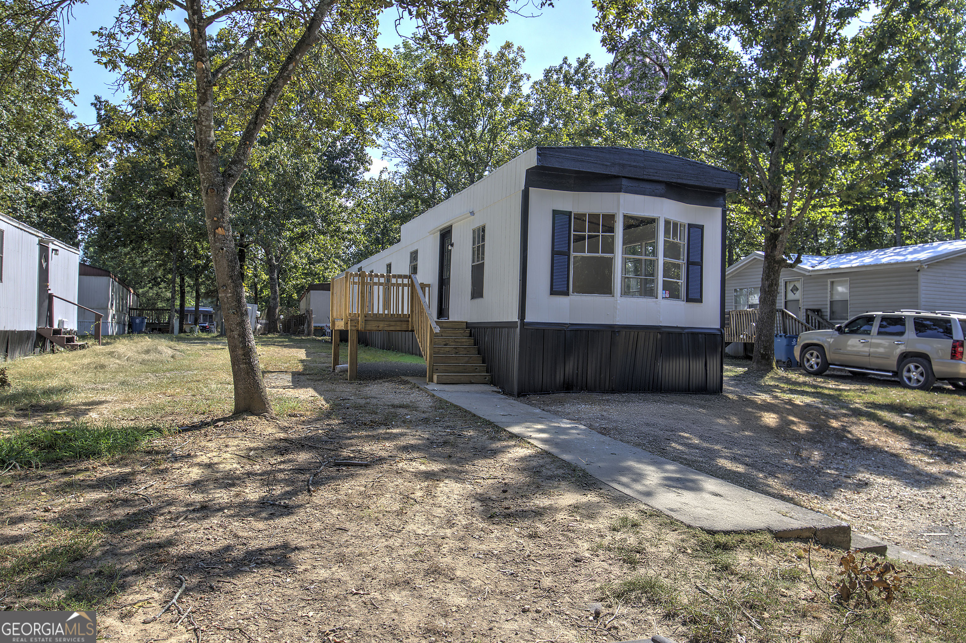 240 W Big Indian Trail Property Photo 6