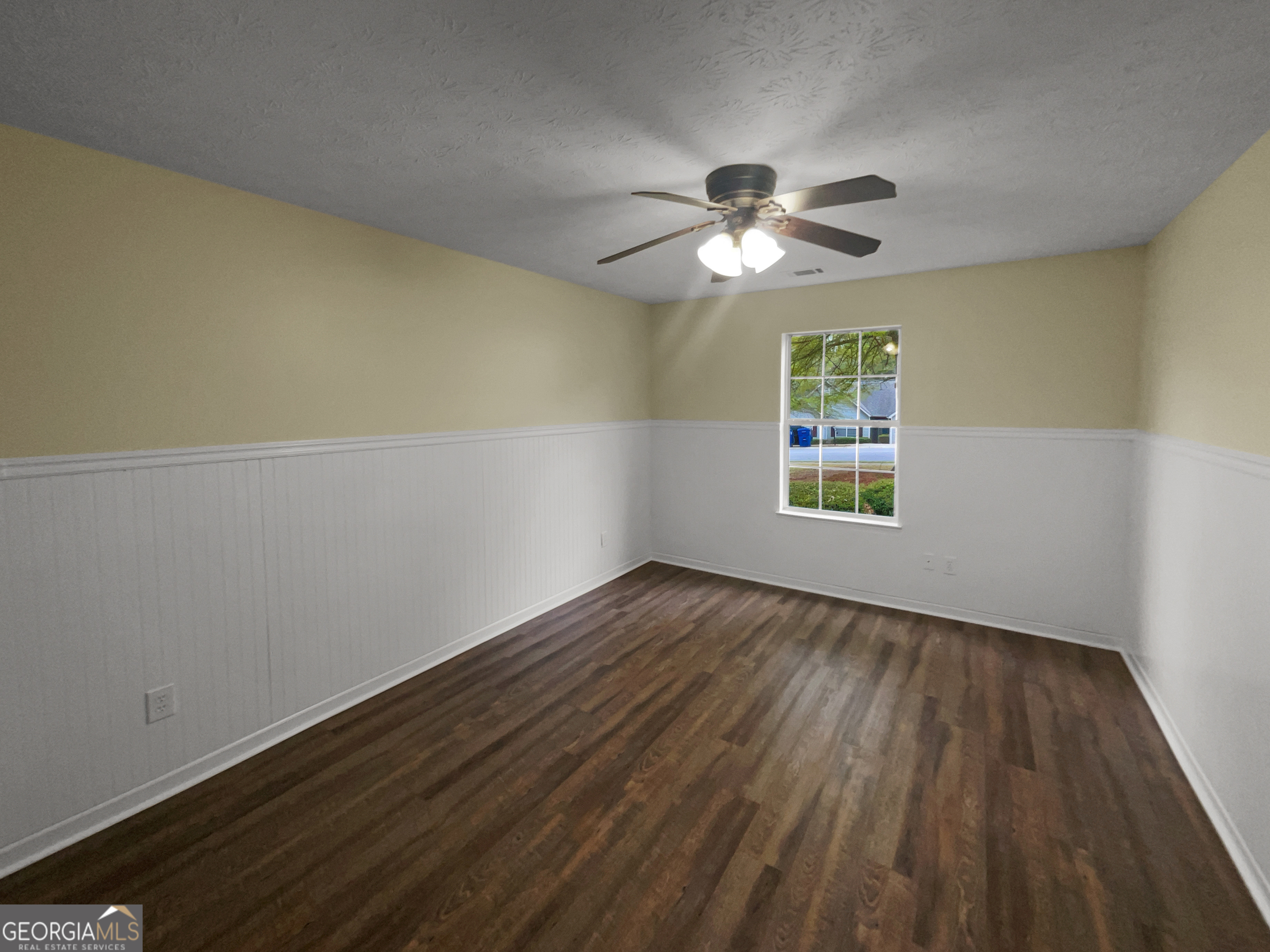 748 Baskins Circle Property Photo 5