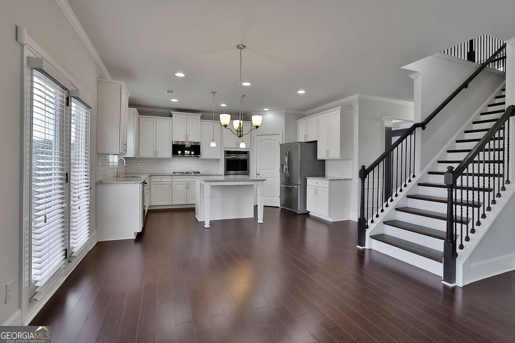 6640 Country Lake Road Property Photo 8