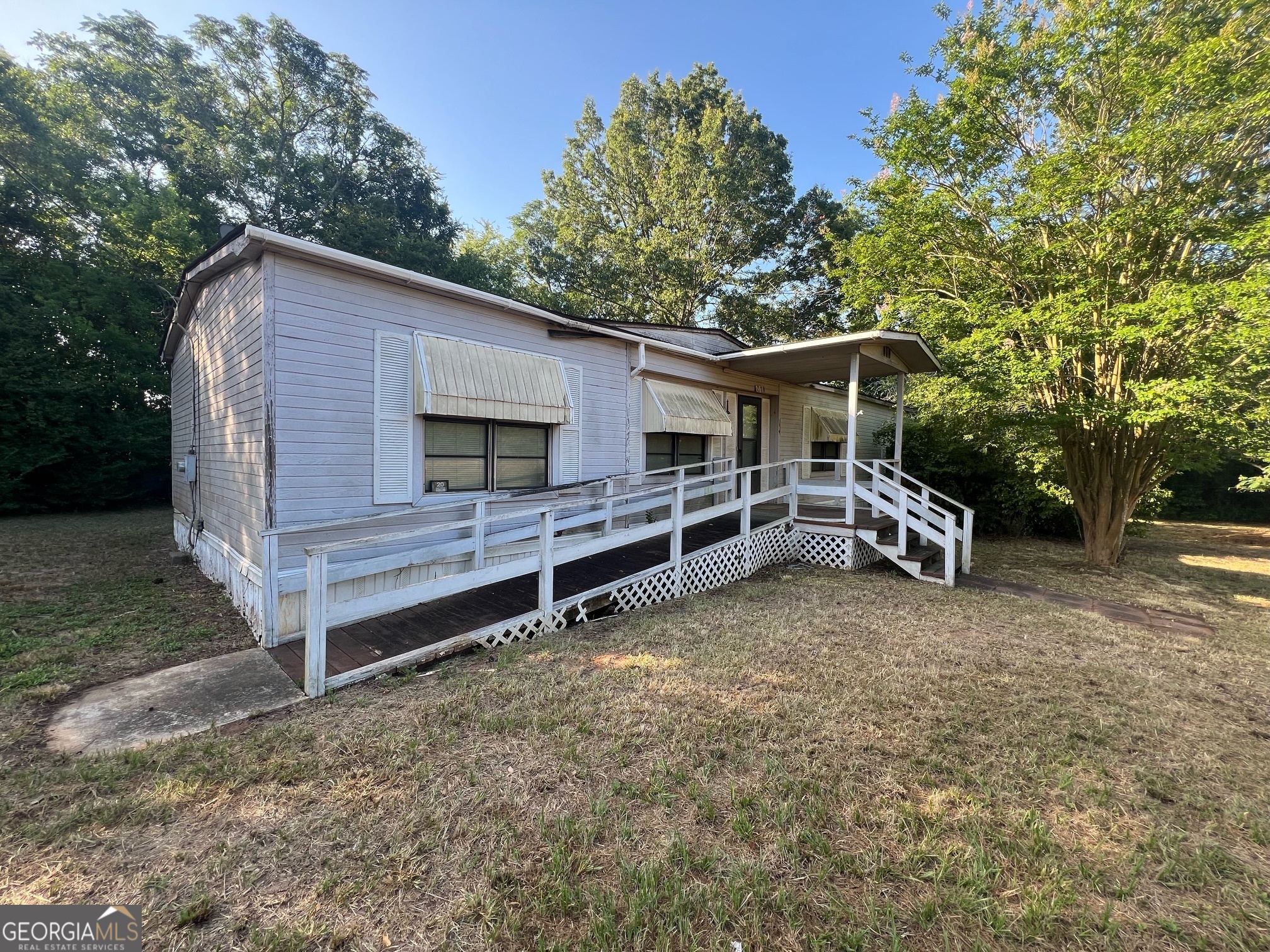 12171 N Highway 171 Property Photo 1