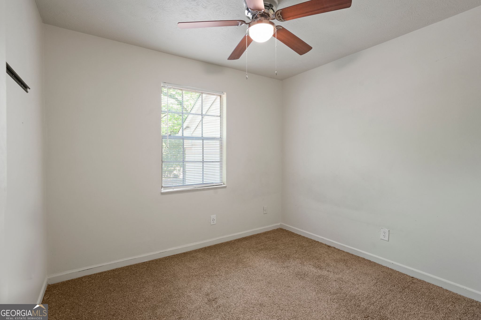 6584 Sleepy Hollow Lane Property Photo 15