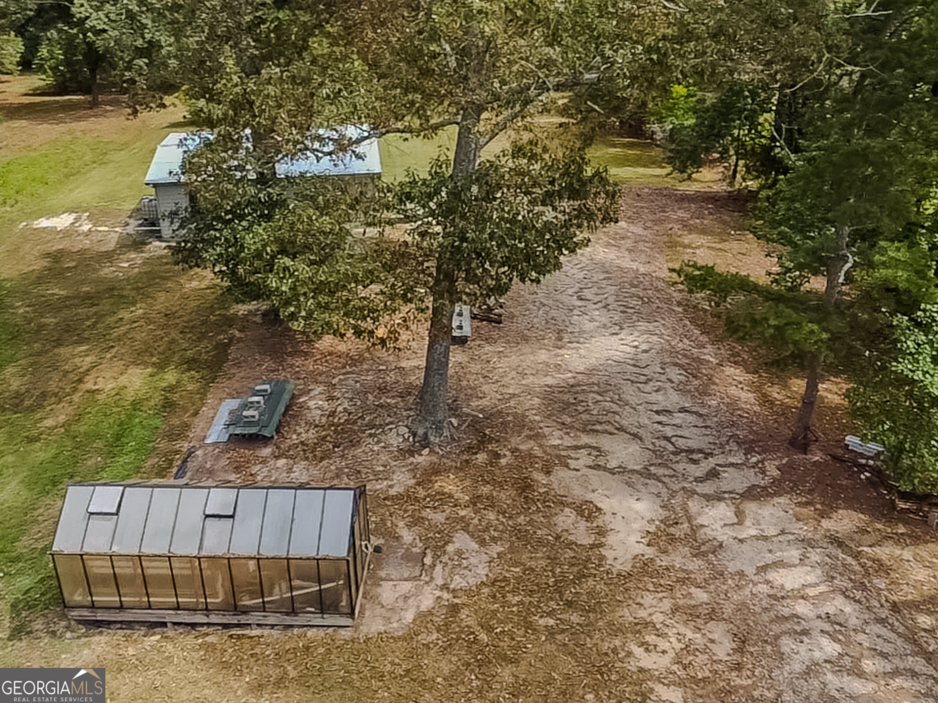 1152 Harbins Road Property Photo 11