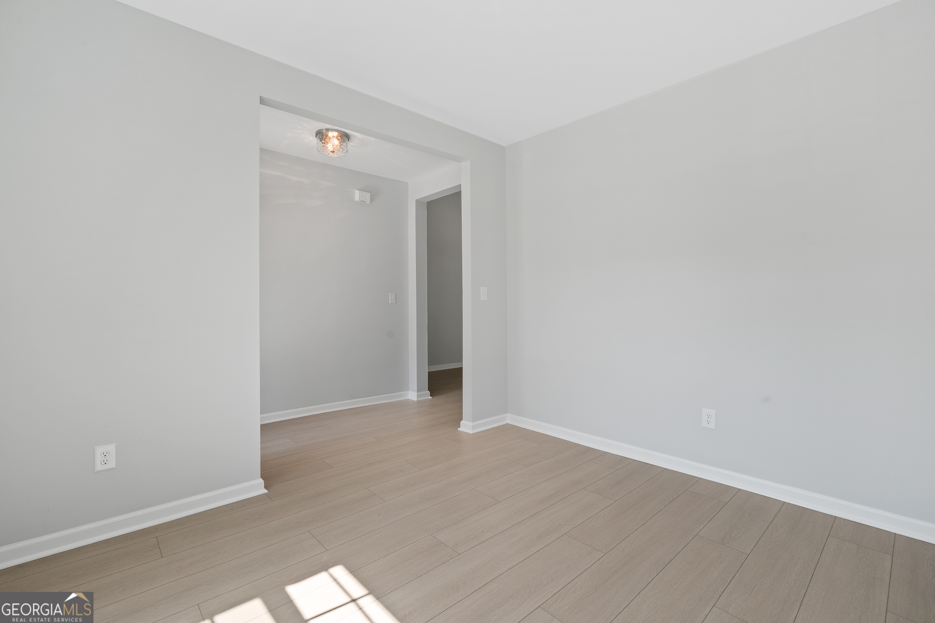 4477 Rivercliff Way Property Photo 12