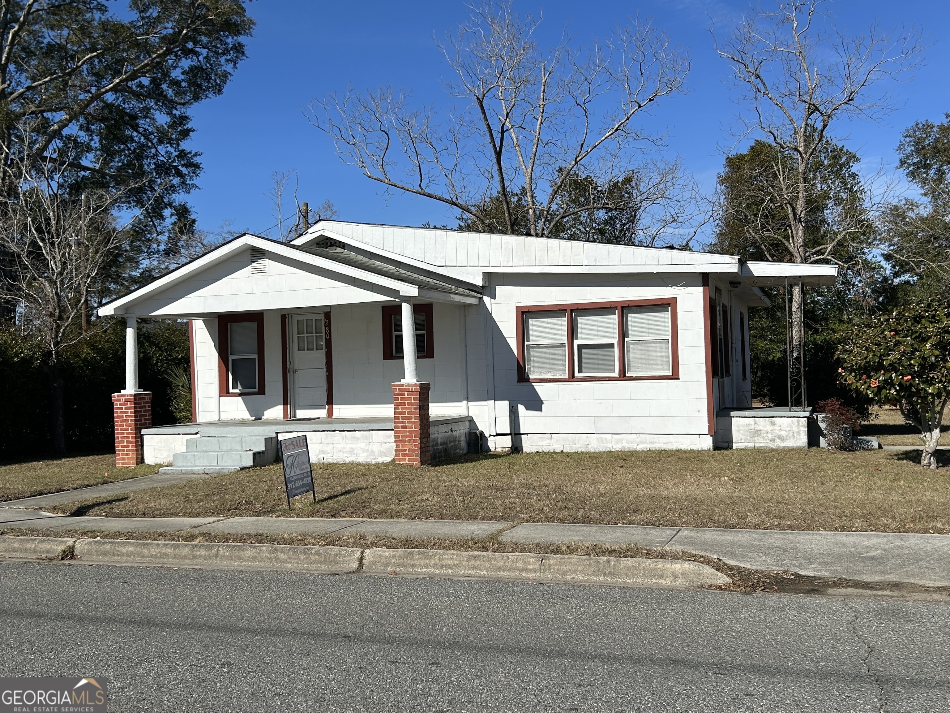 280 W Brumby Street Property Photo