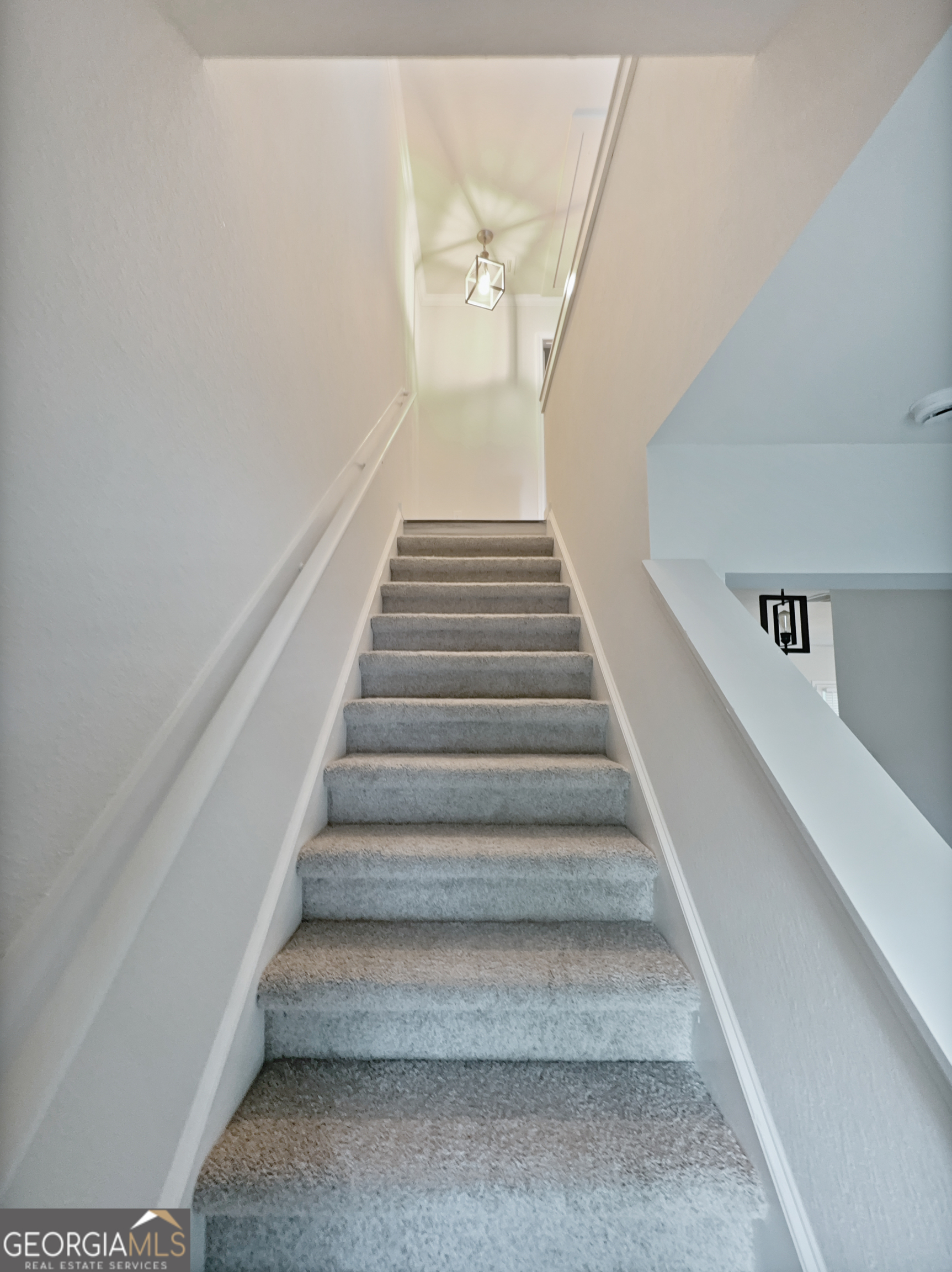 200 Augusta Woods Drive Property Photo 11