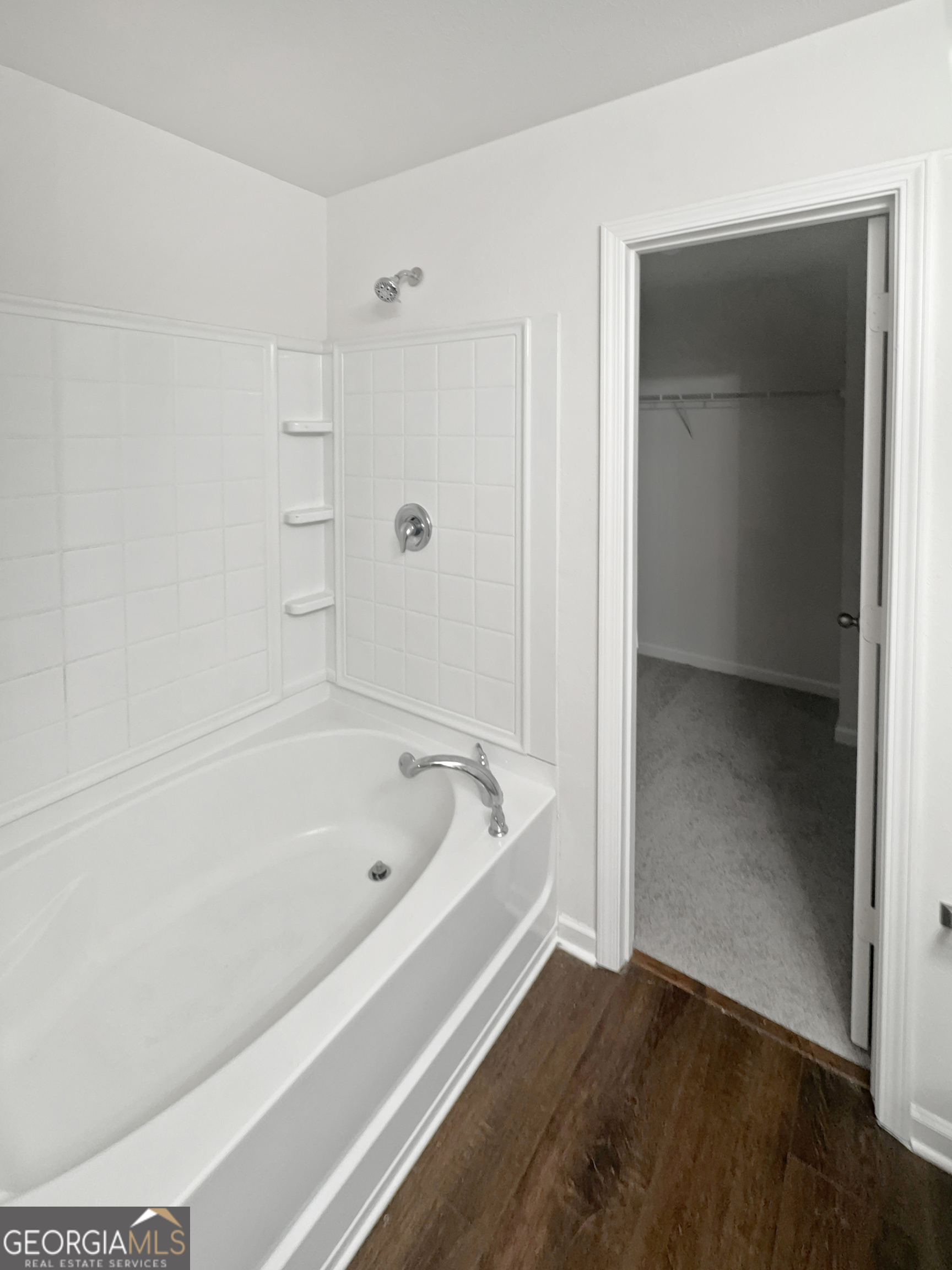 200 Augusta Woods Drive Property Photo 13