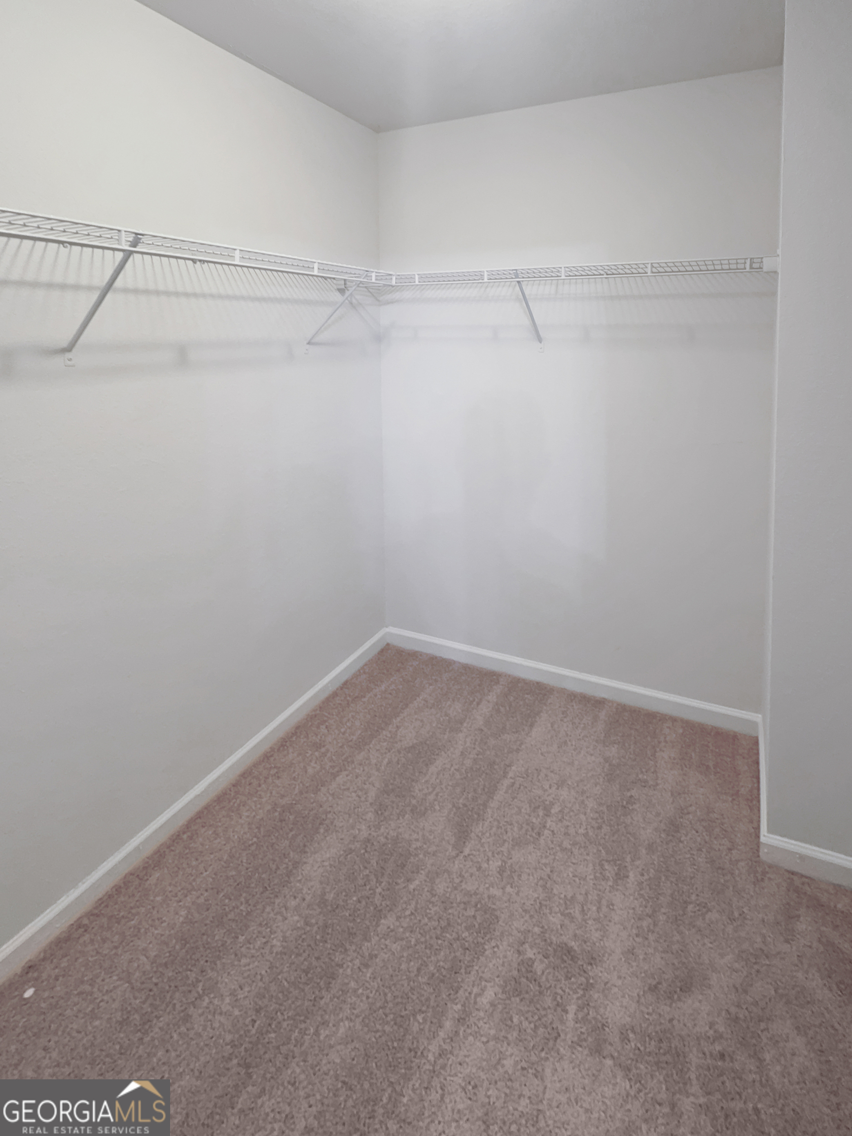 200 Augusta Woods Drive Property Photo 14