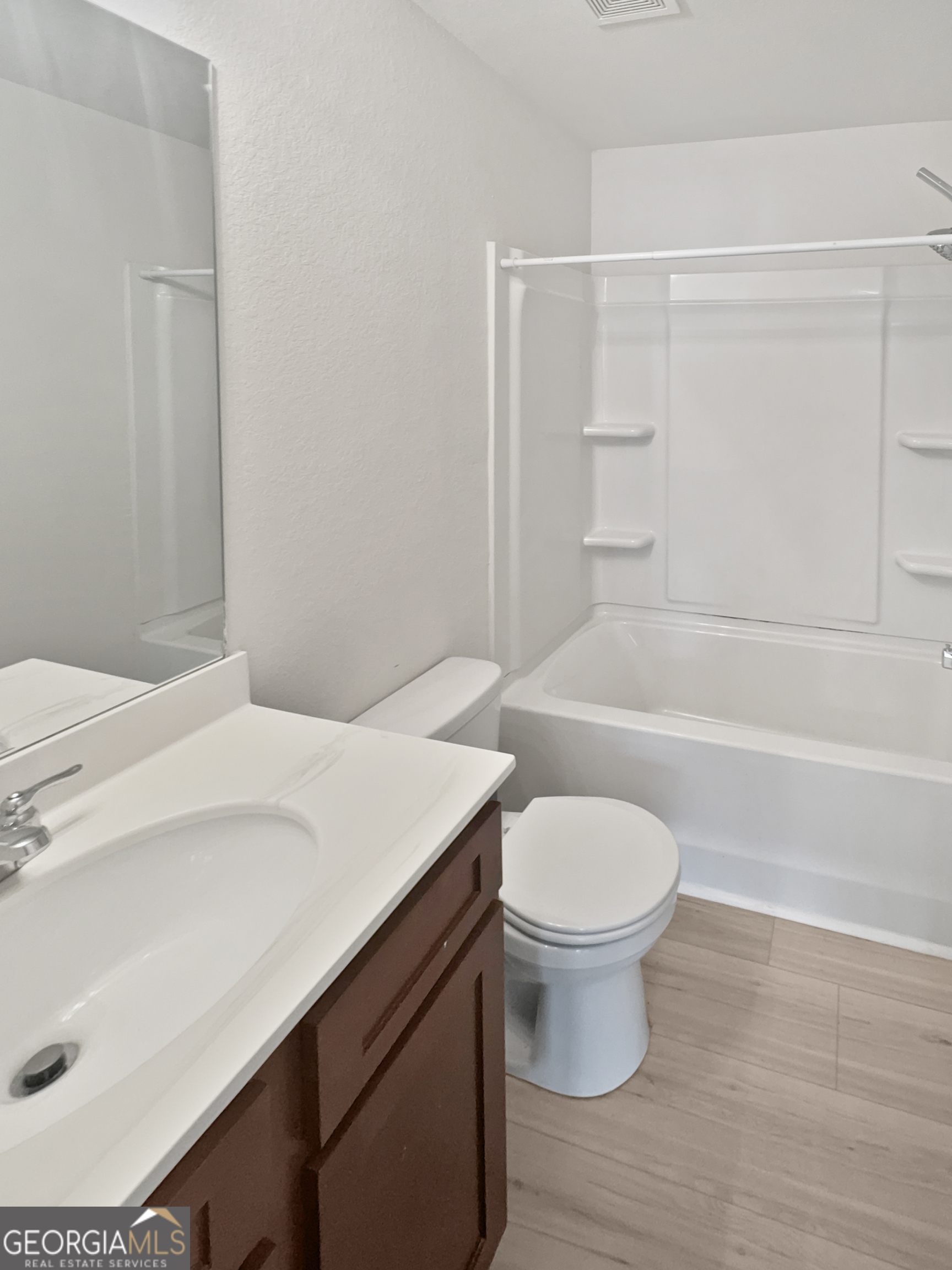 200 Augusta Woods Drive Property Photo 18