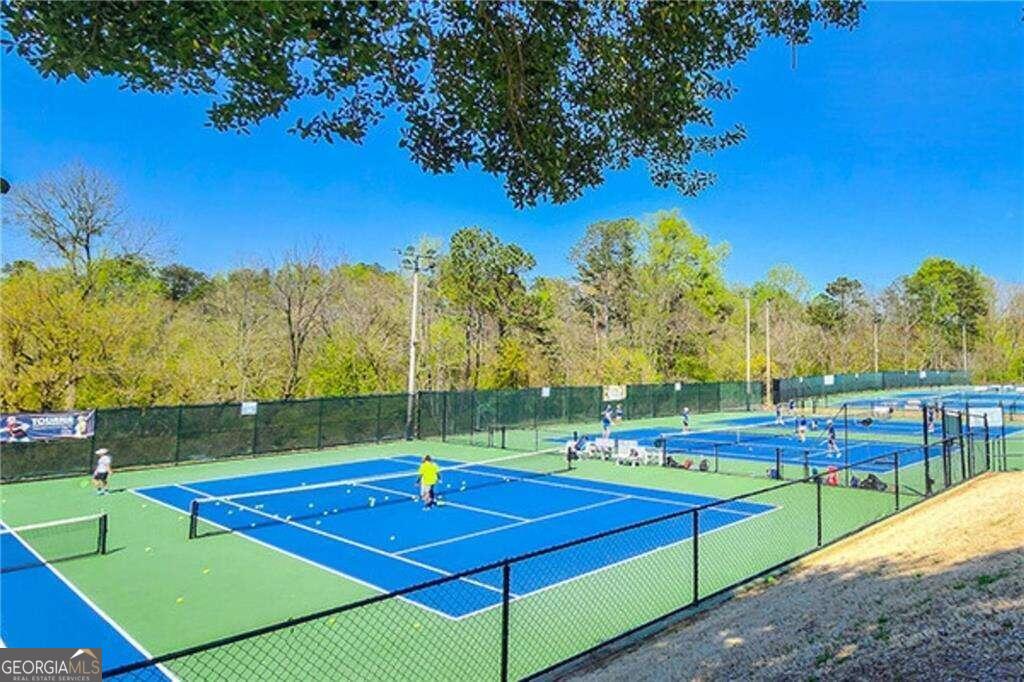 318 Sandy Springs Circle # 360 Property Photo 20