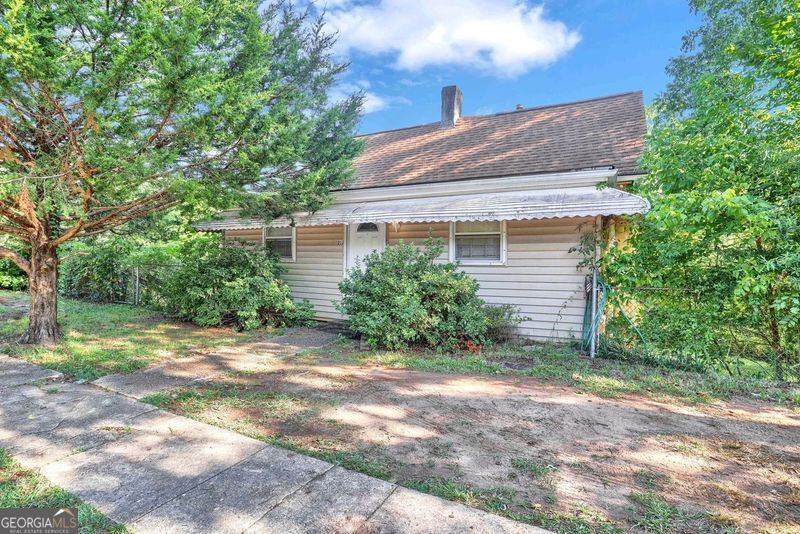 212 Sims Street Property Photo 1
