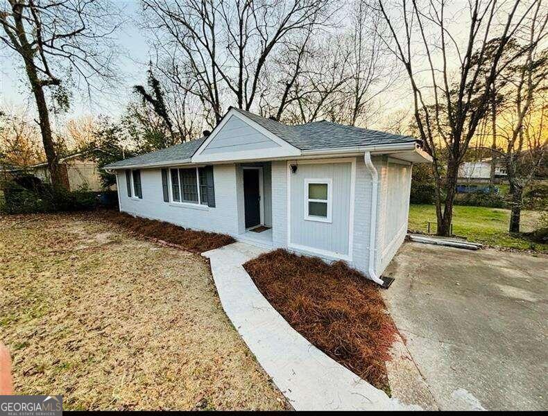 5921 Lawson Street Property Photo
