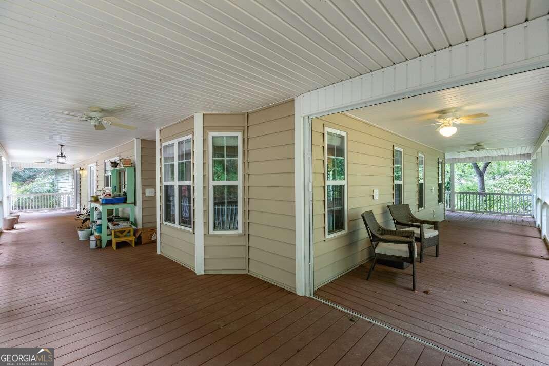 1016 Mull Road Property Photo 11