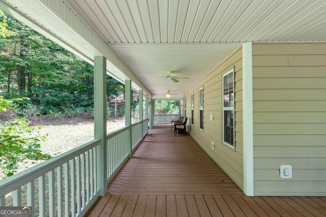 1016 Mull Road Property Photo 12