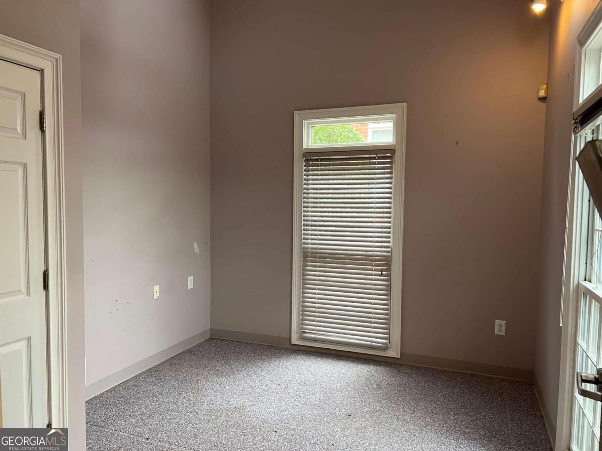 1351 Stonebridge Parkway # 106 Property Photo 3