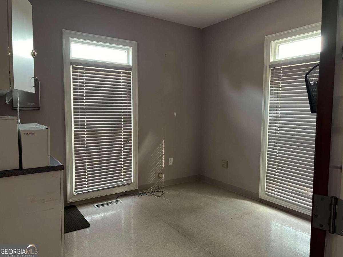 1351 Stonebridge Parkway # 106 Property Photo 4