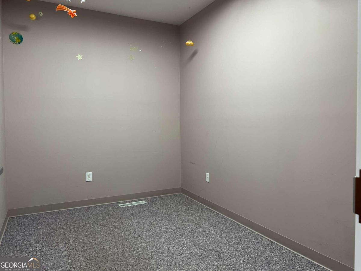 1351 Stonebridge Parkway # 106 Property Photo 12