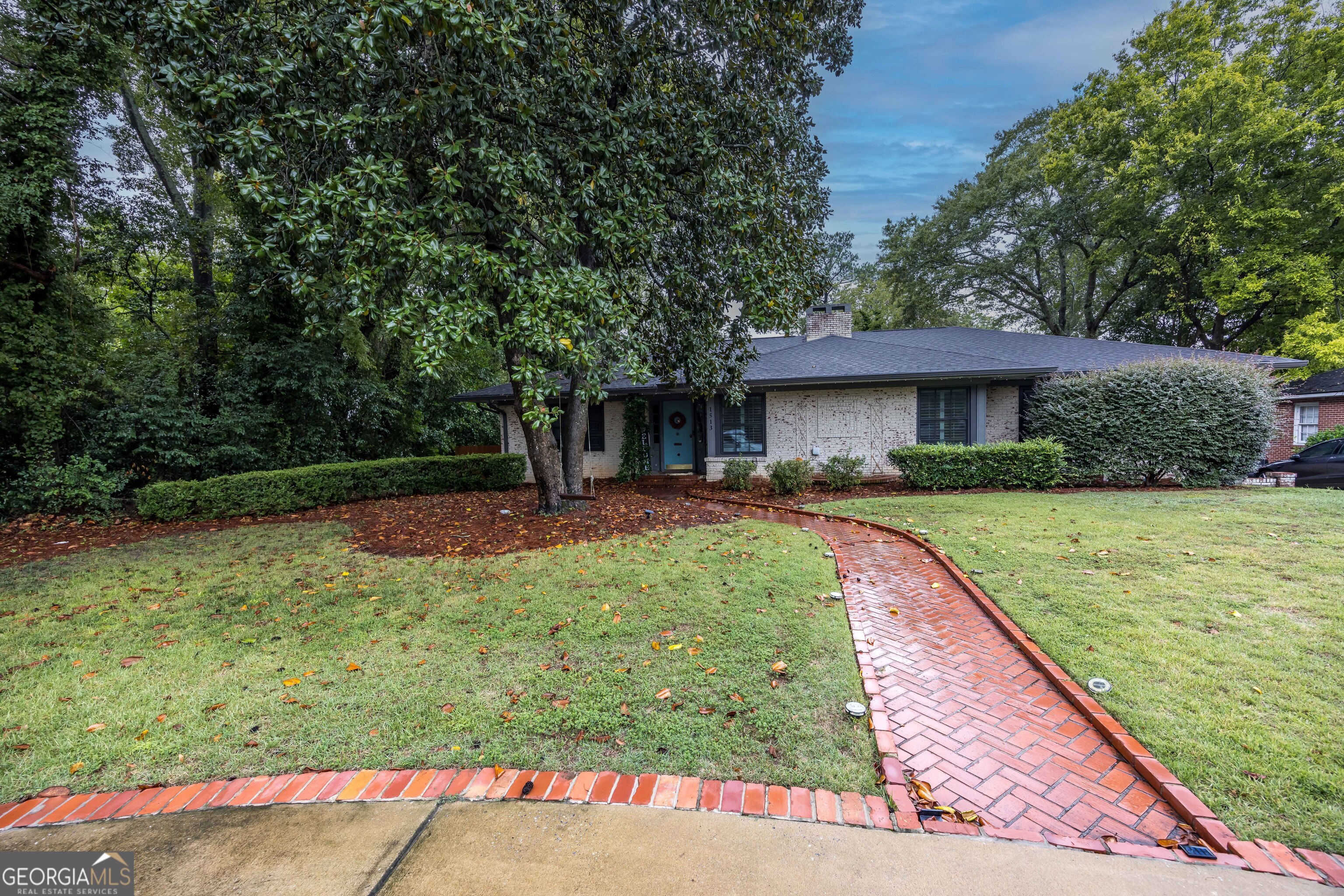 1513 Wells Drive Property Photo 3