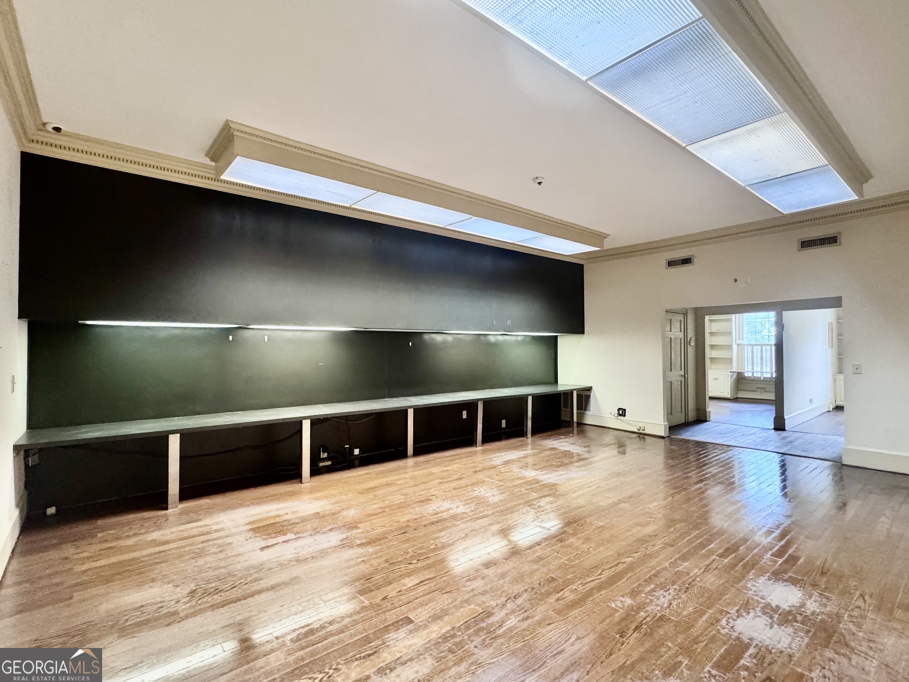 402 Rome Street Property Photo 20