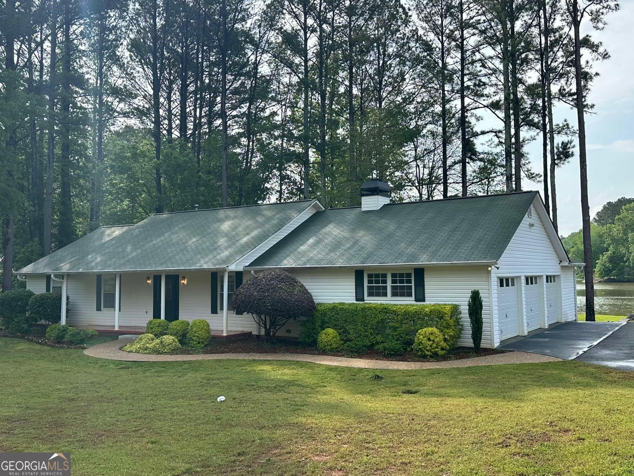 1011 Sugar Hill Way Property Photo 1