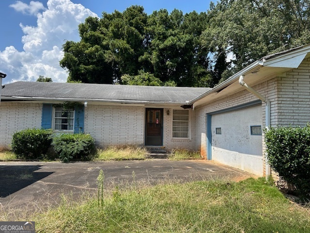 2071 Twin Falls Road Property Photo 1