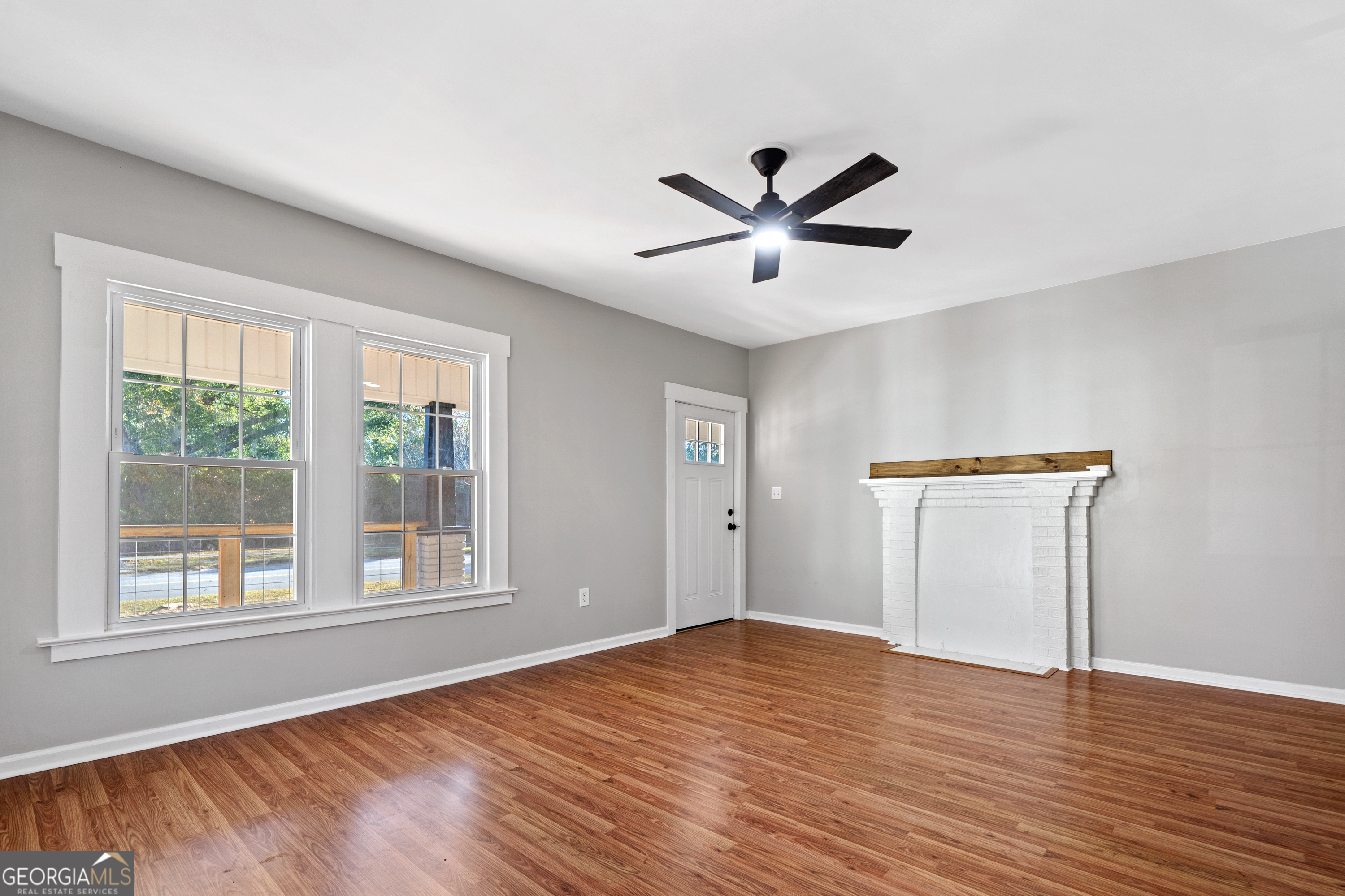 174 Main Street Property Photo 5