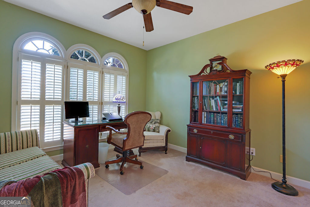 1620 Silverleaf Way Property Photo 21