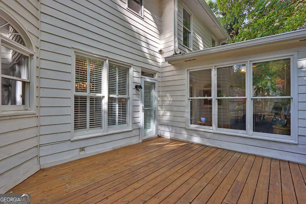 1620 Silverleaf Way Property Photo 48