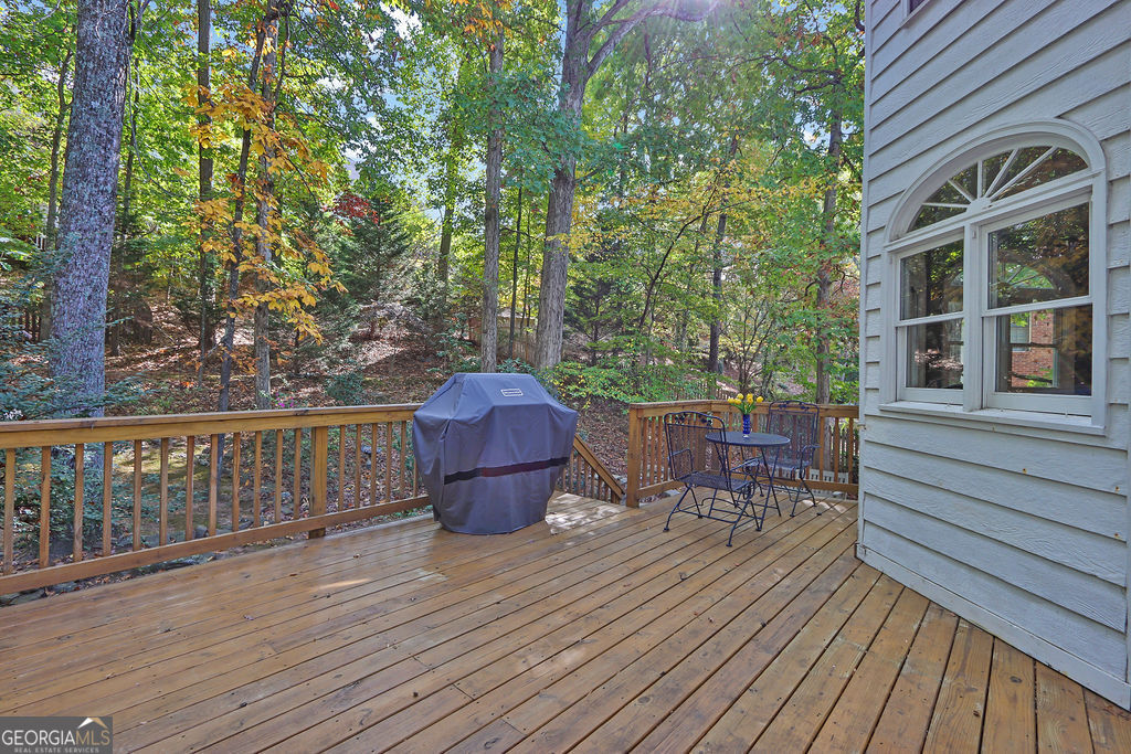 1620 Silverleaf Way Property Photo 49