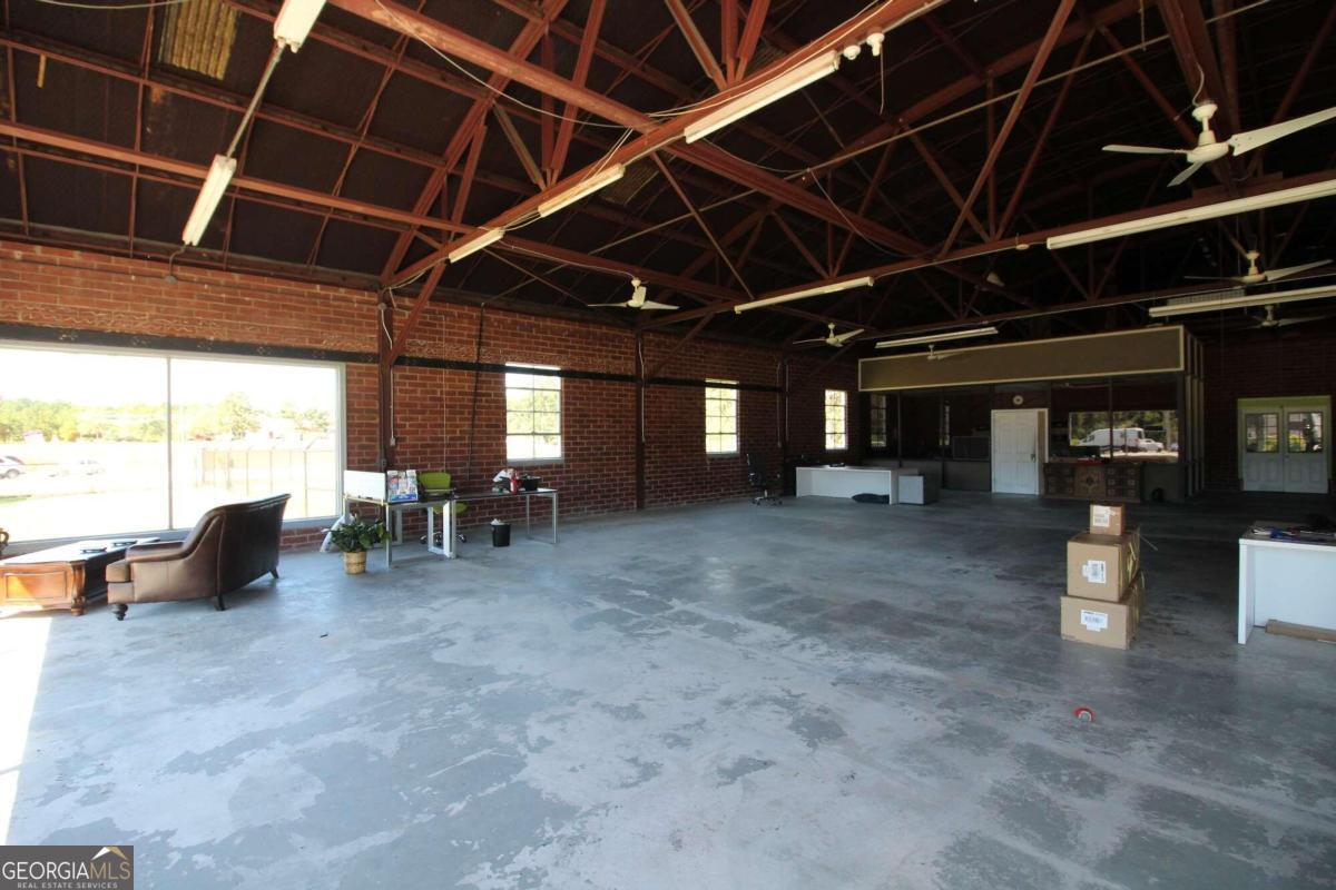 18 Highway 16 Property Photo 5