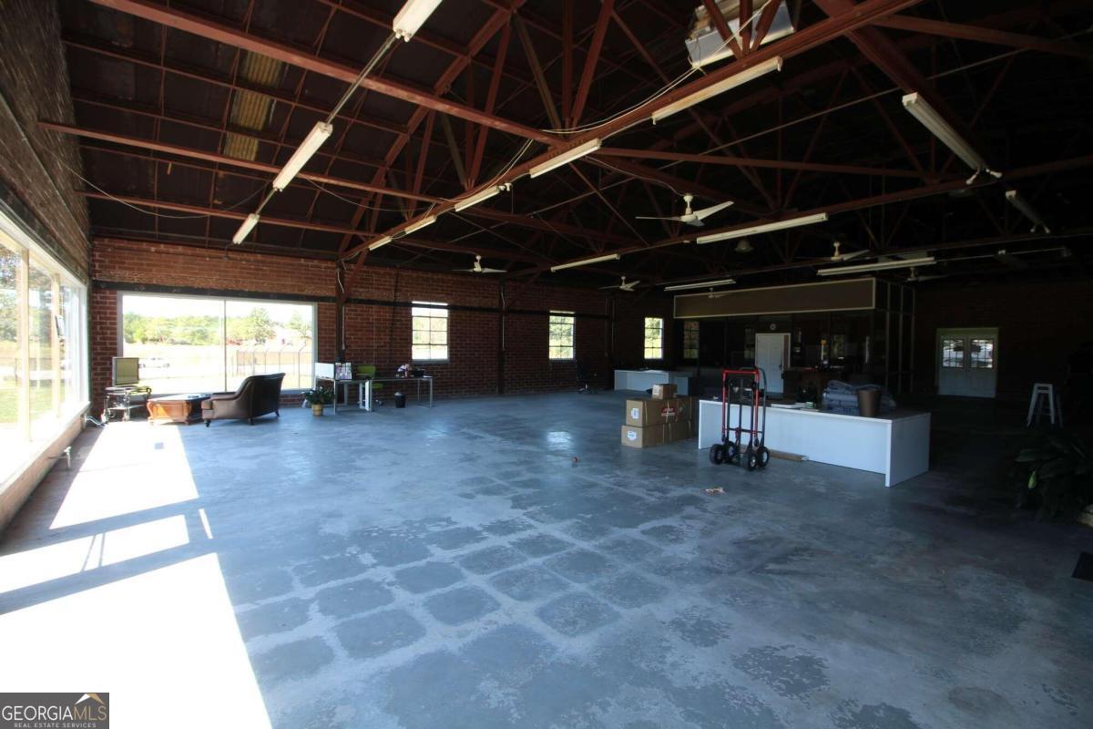18 Highway 16 Property Photo 11