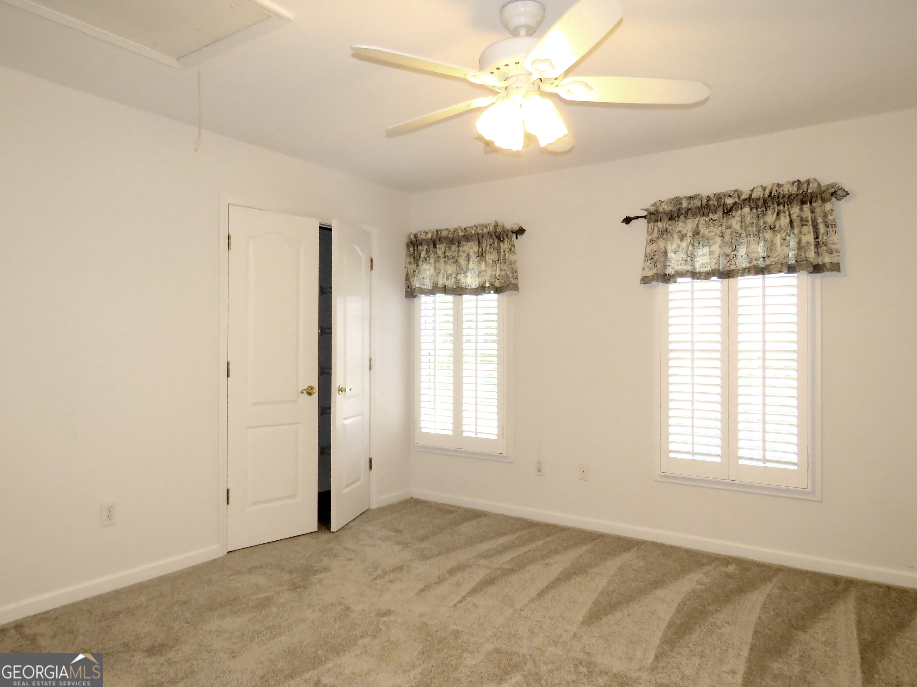 5335 Saville Drive Property Photo 67