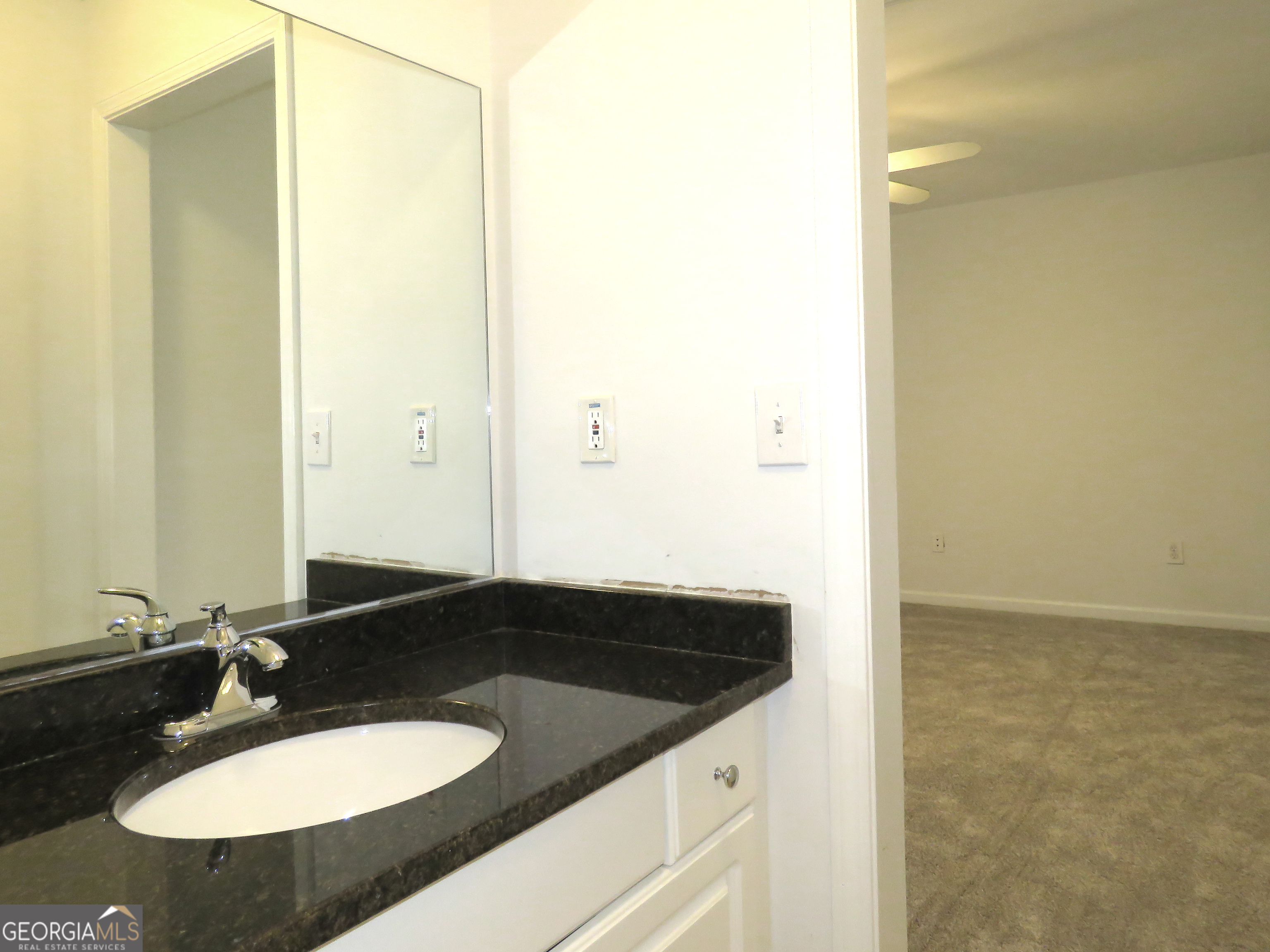 5335 Saville Drive Property Photo 72